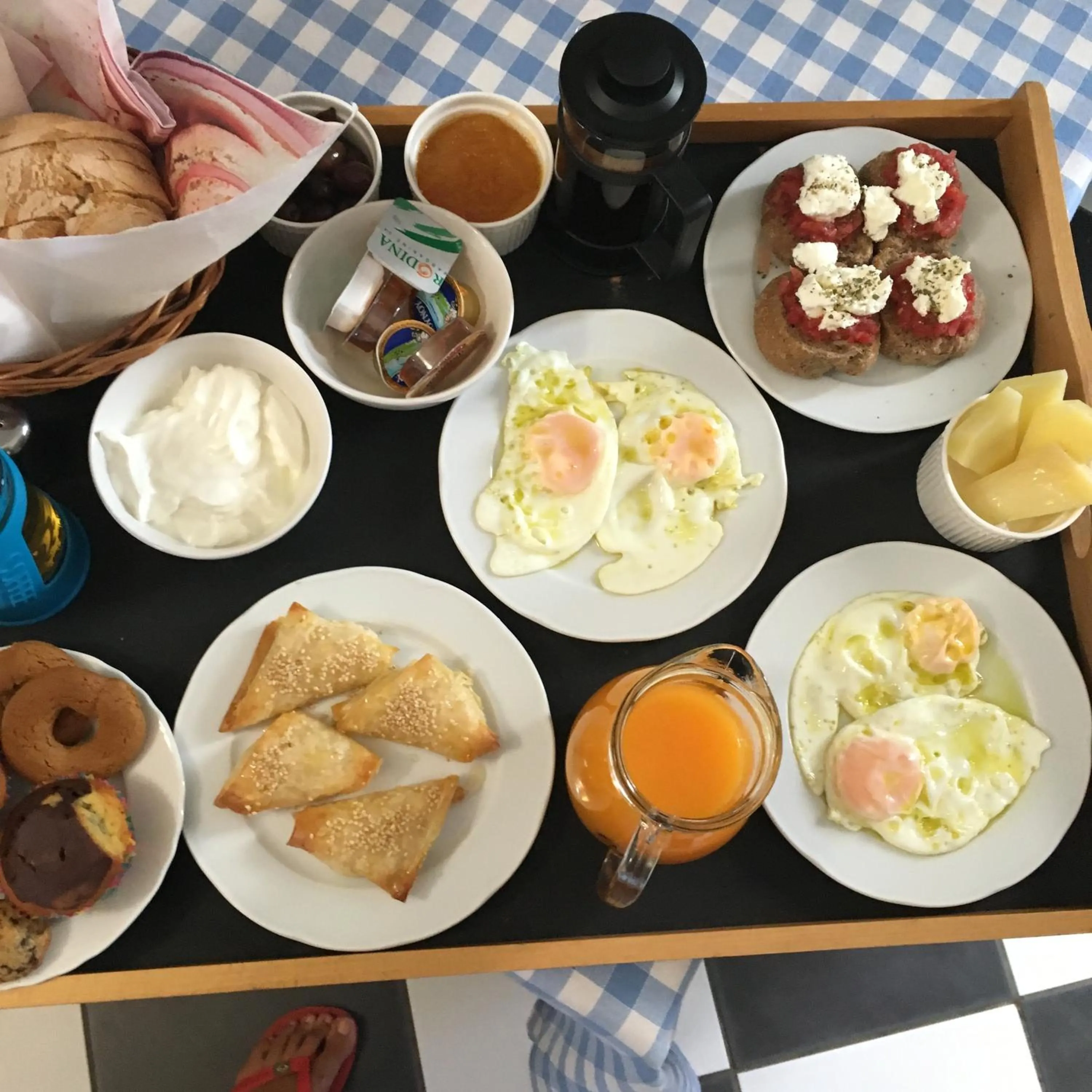 Breakfast in Metohi Georgila