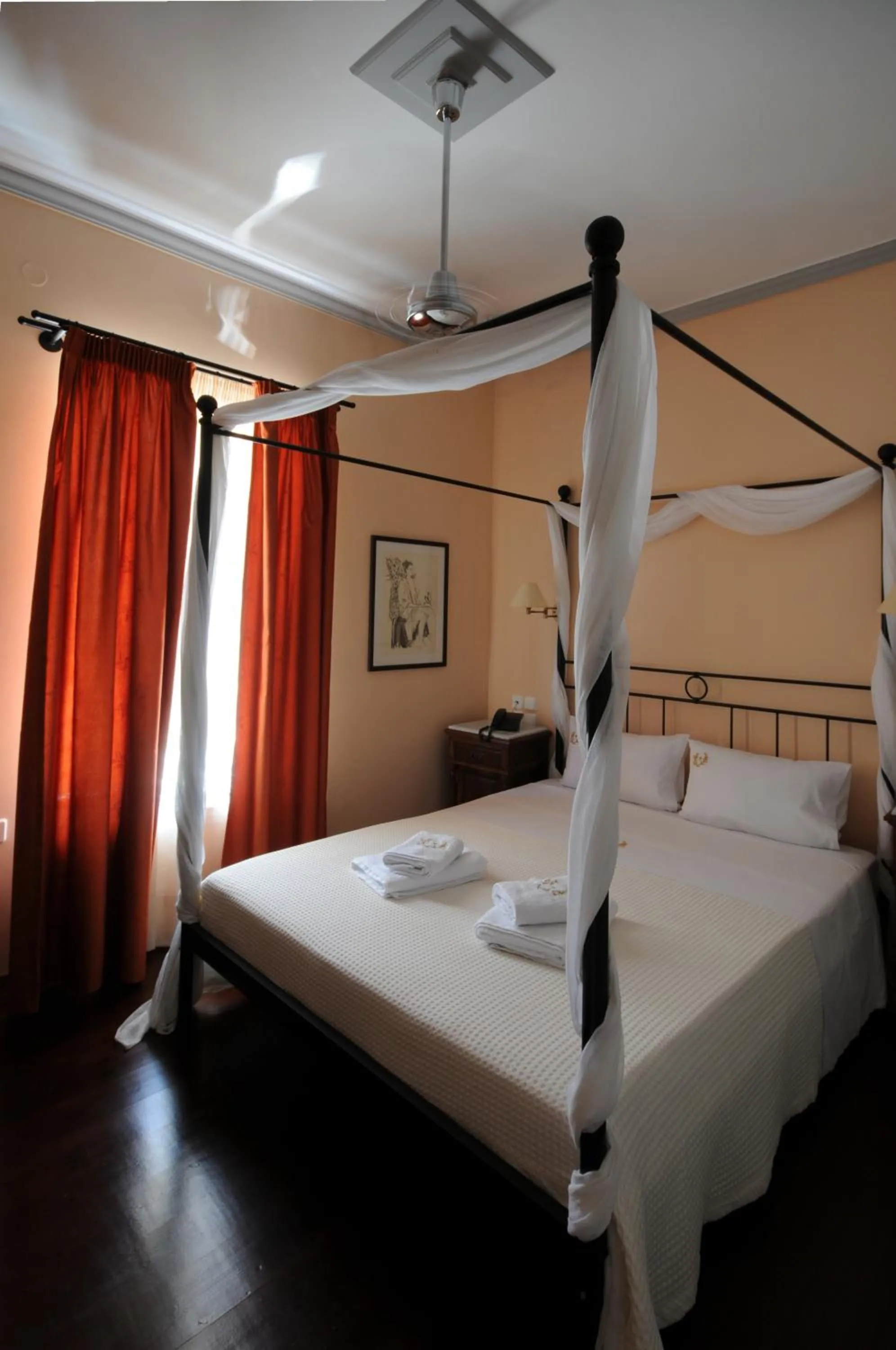 Bedroom, Bed in Metohi Georgila