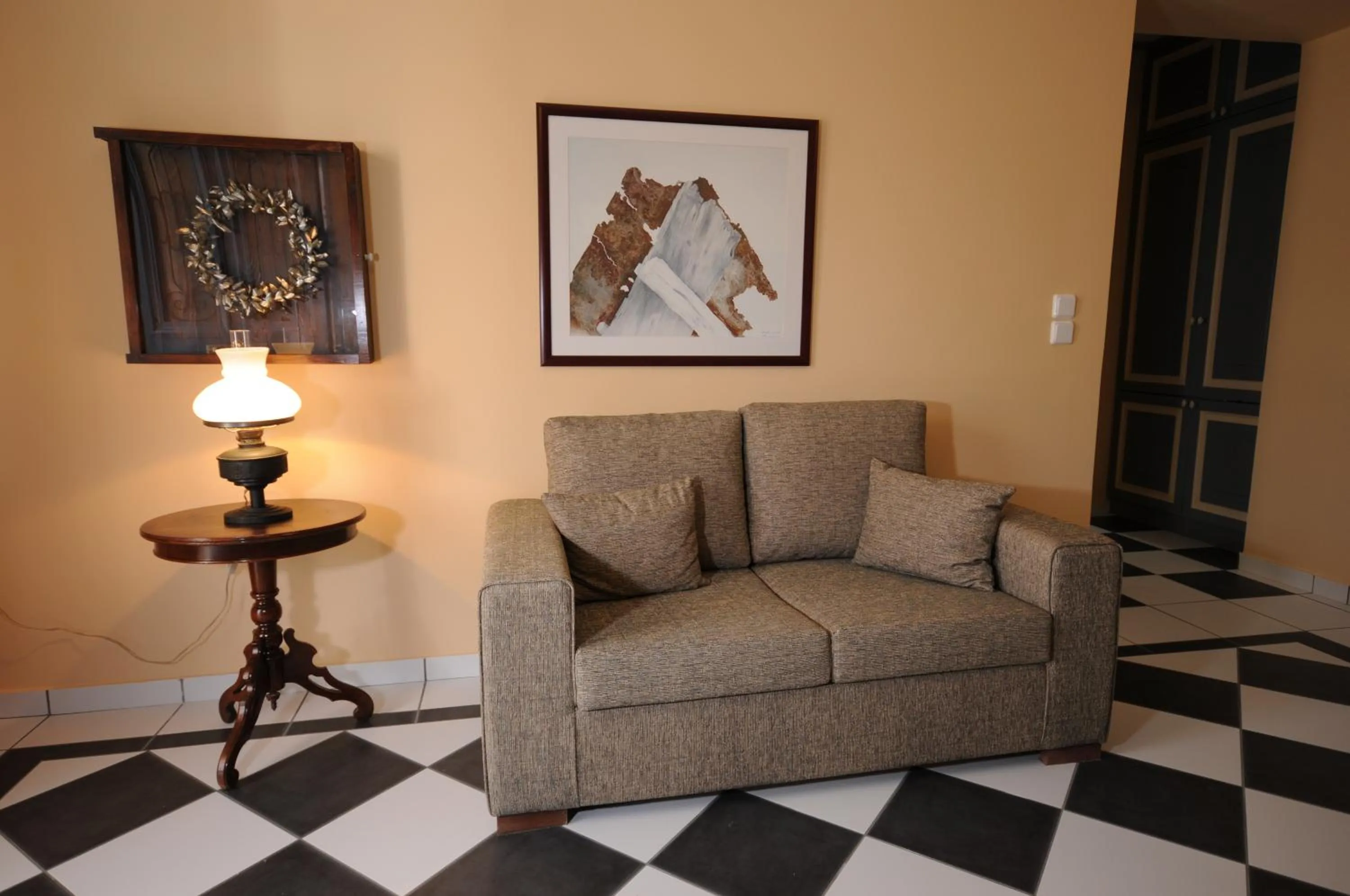 Living room in Metohi Georgila