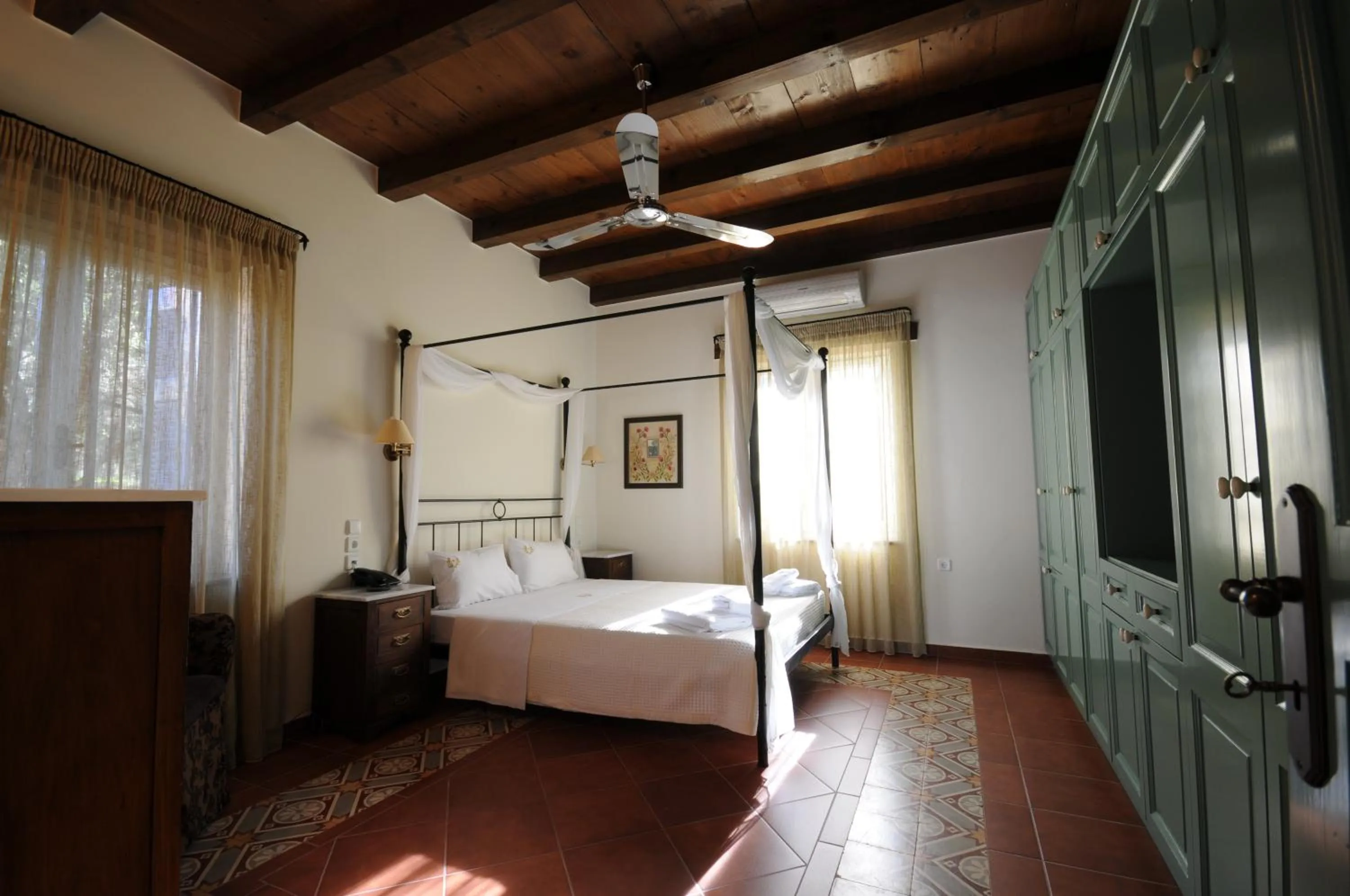 Bedroom, Bed in Metohi Georgila