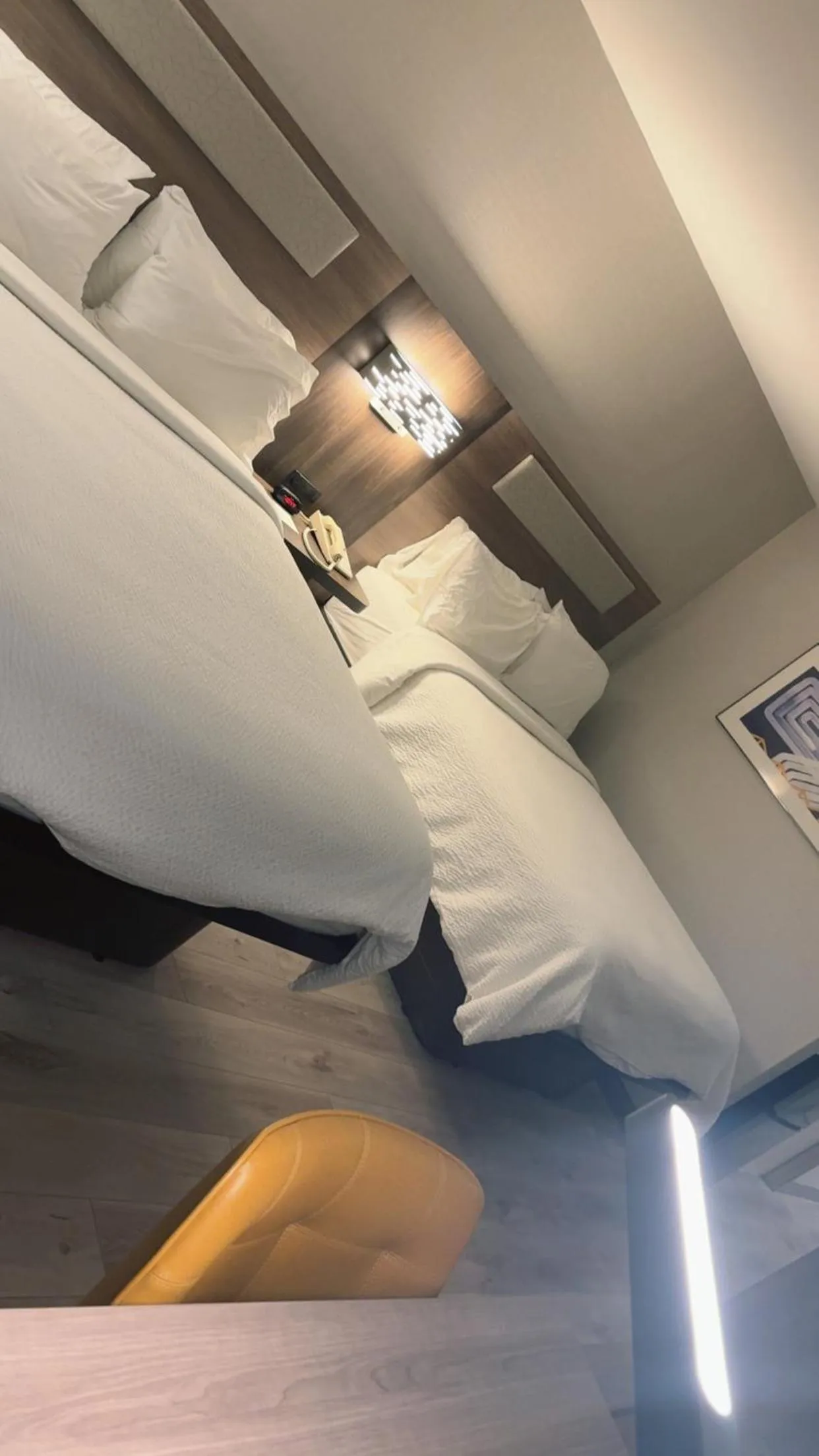 Bed in Holiday Inn Express Hotel & Suites Drums-Hazelton by IHG