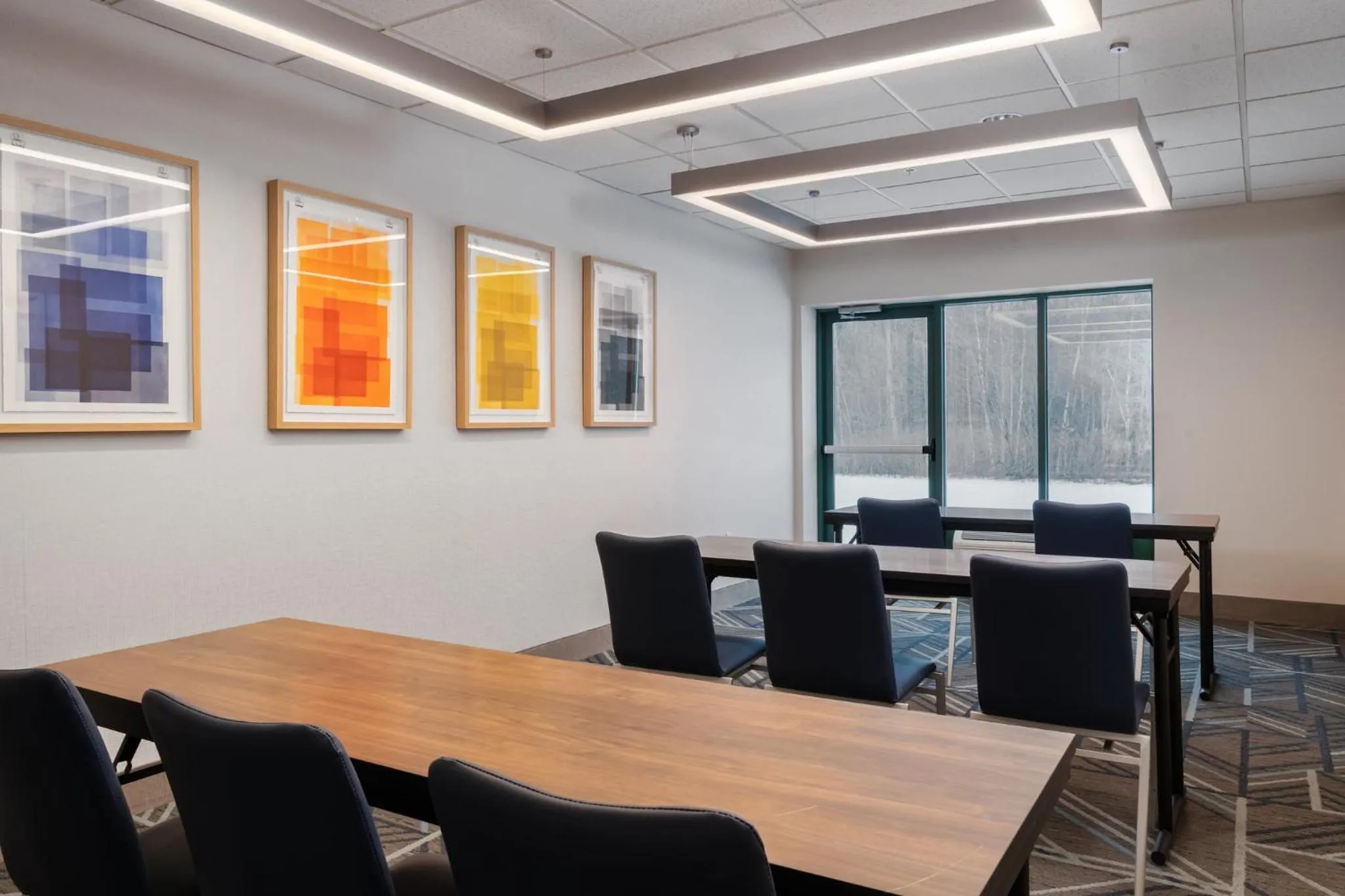 Meeting/conference room in Holiday Inn Express Hotel & Suites Drums-Hazelton by IHG