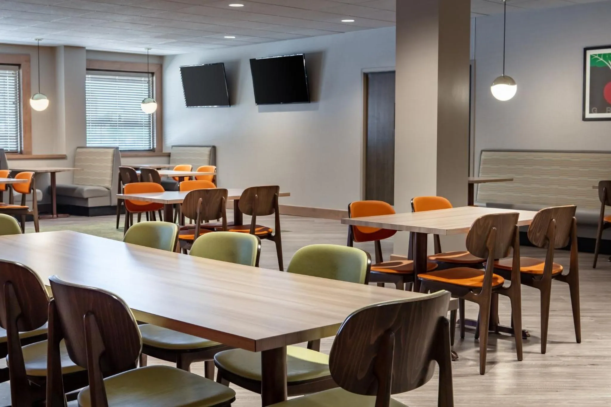 Breakfast in Holiday Inn Rock Island-Quad Cities by IHG