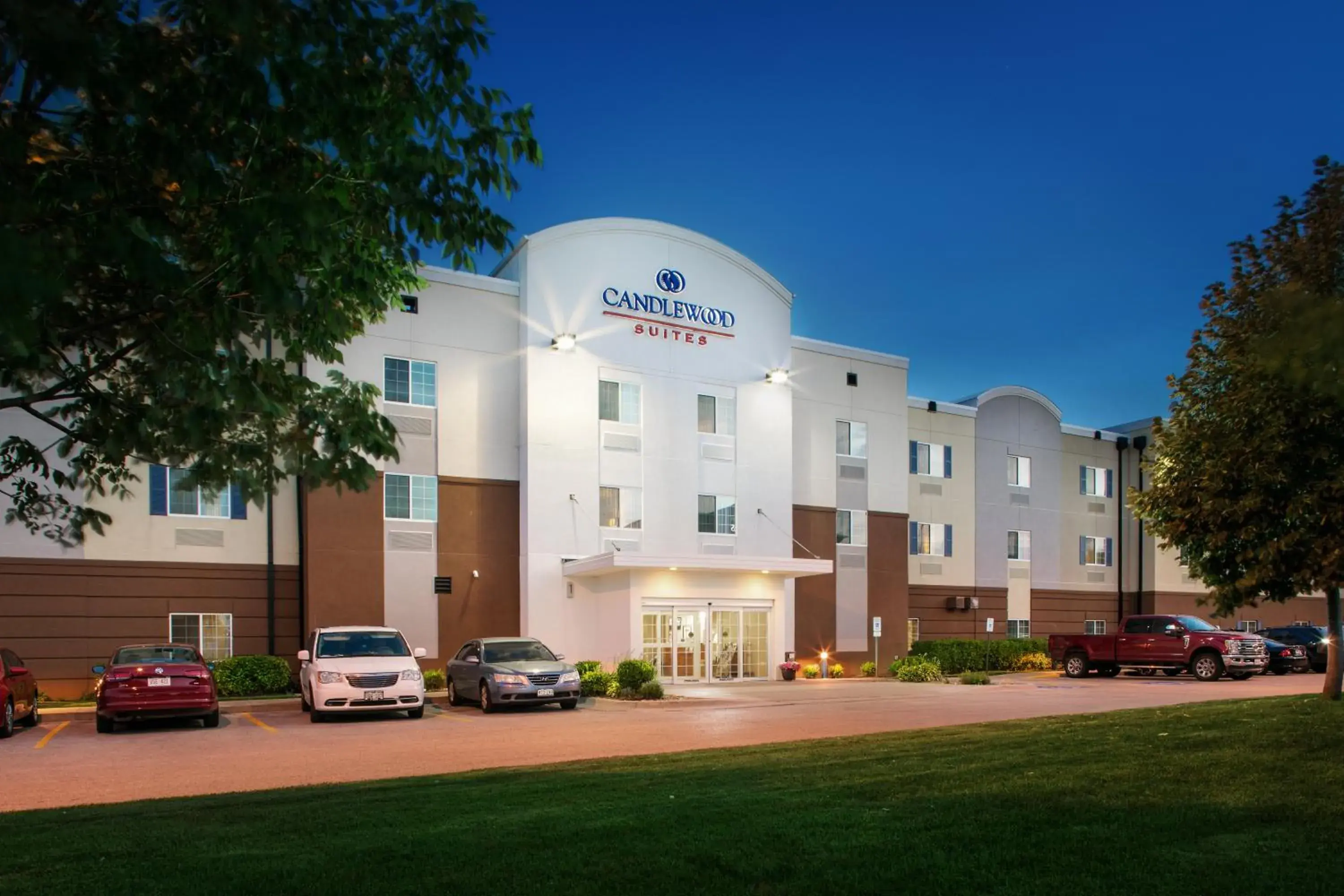Property building in Candlewood Suites Bellevue by IHG Property building in Candlewood Suites Bellevue by IHG