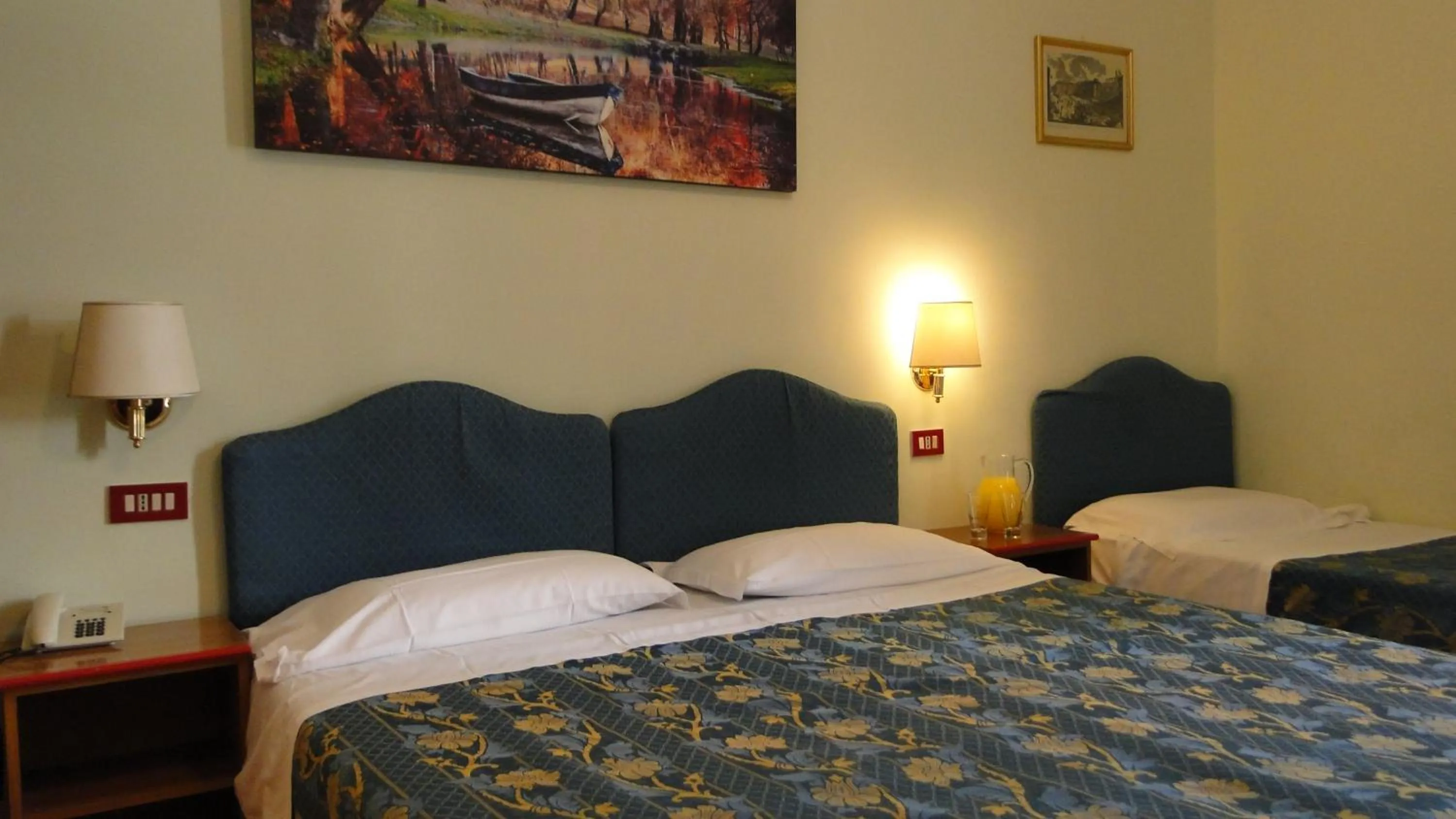 Photo of the whole room, Bed in Hotel Altavilla Dieci