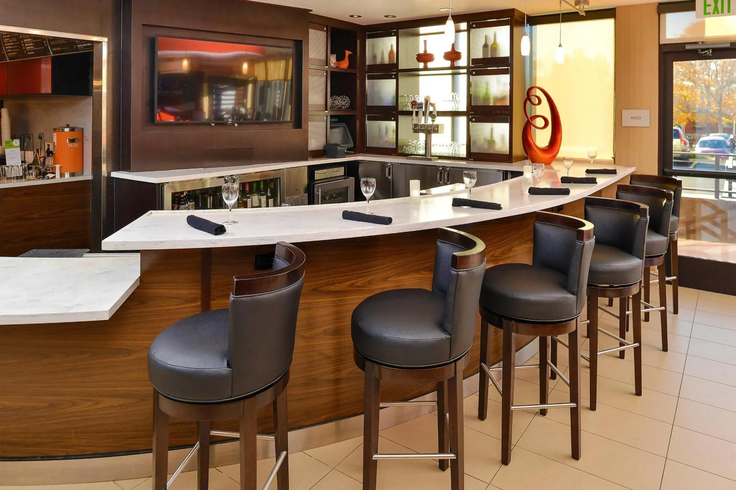 Lounge or bar in Courtyard by Marriott Denver Cherry Creek Lounge or bar in Courtyard by Marriott Denver Cherry Creek