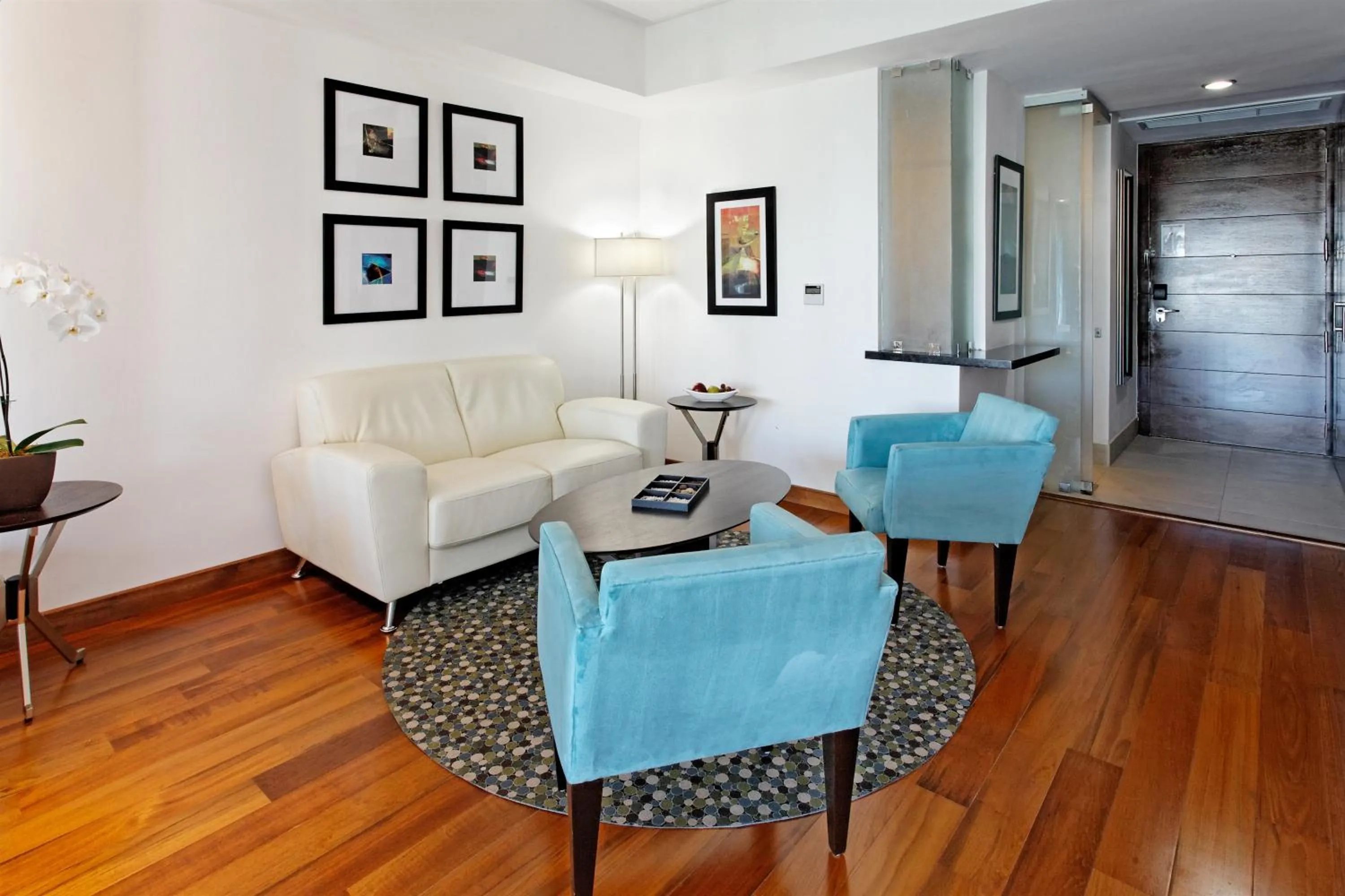 Living room in Holiday Inn Santo Domingo by IHG