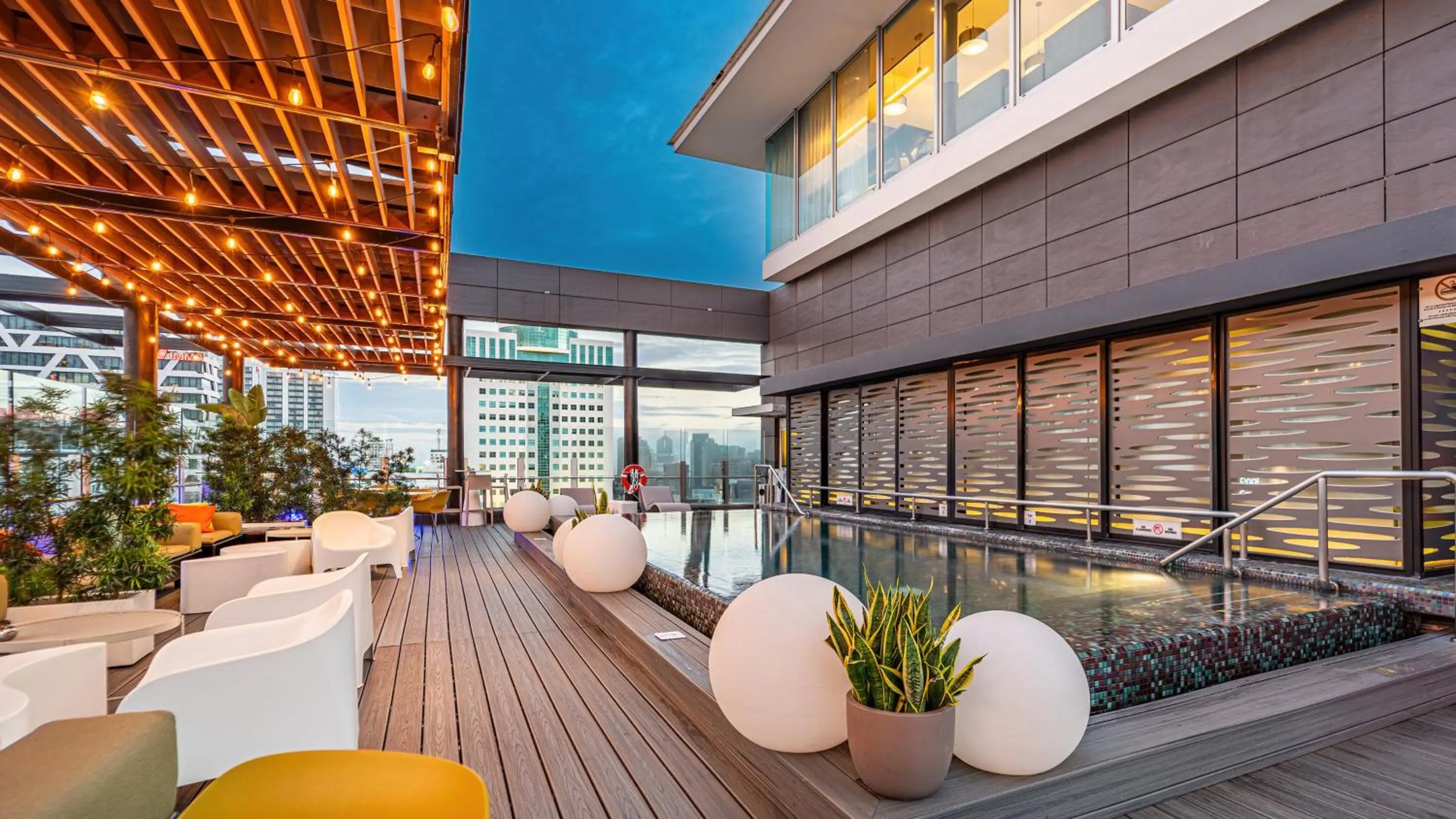 Balcony/Terrace in Holiday Inn Santo Domingo by IHG