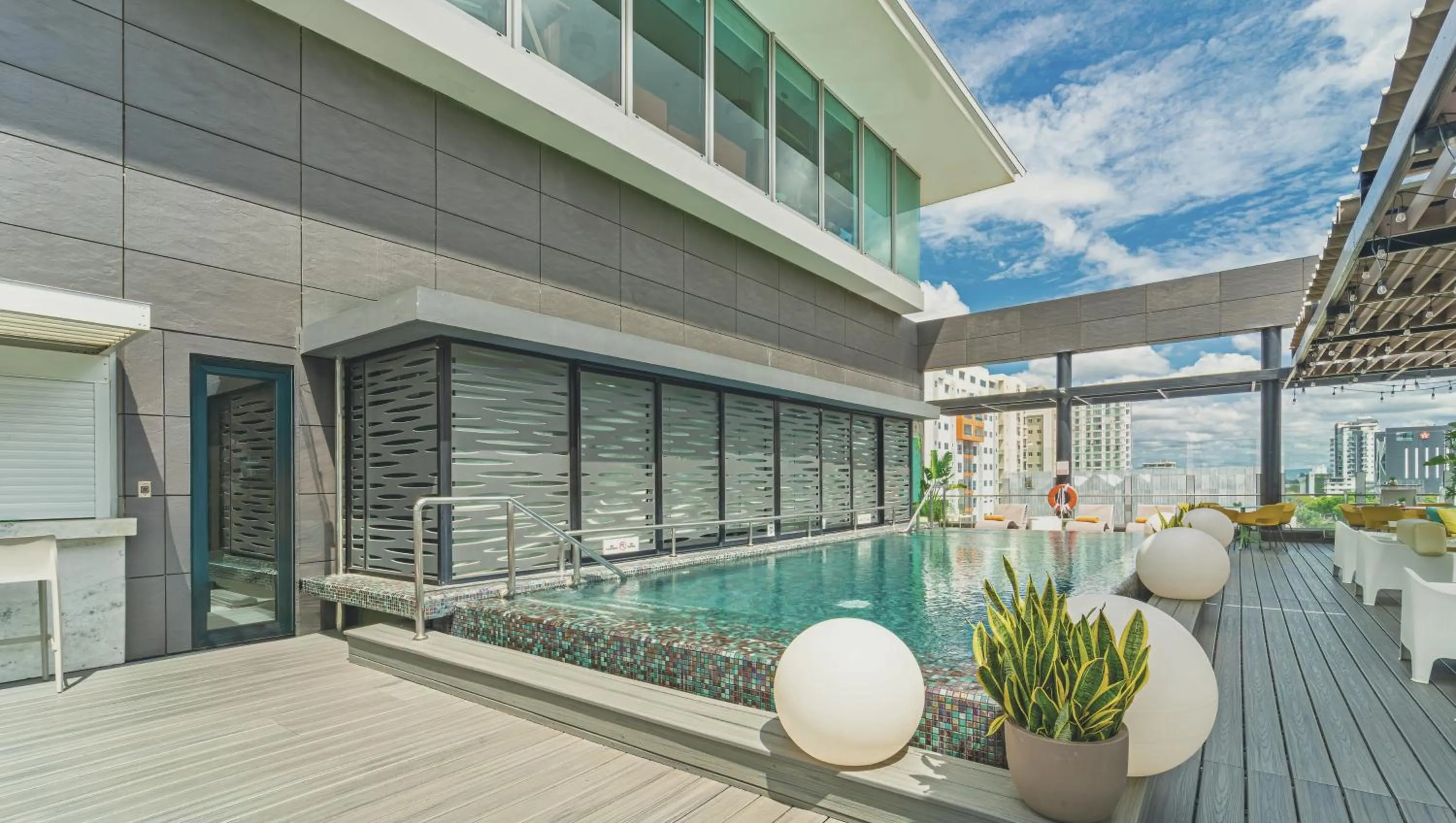 Day in Holiday Inn Santo Domingo by IHG