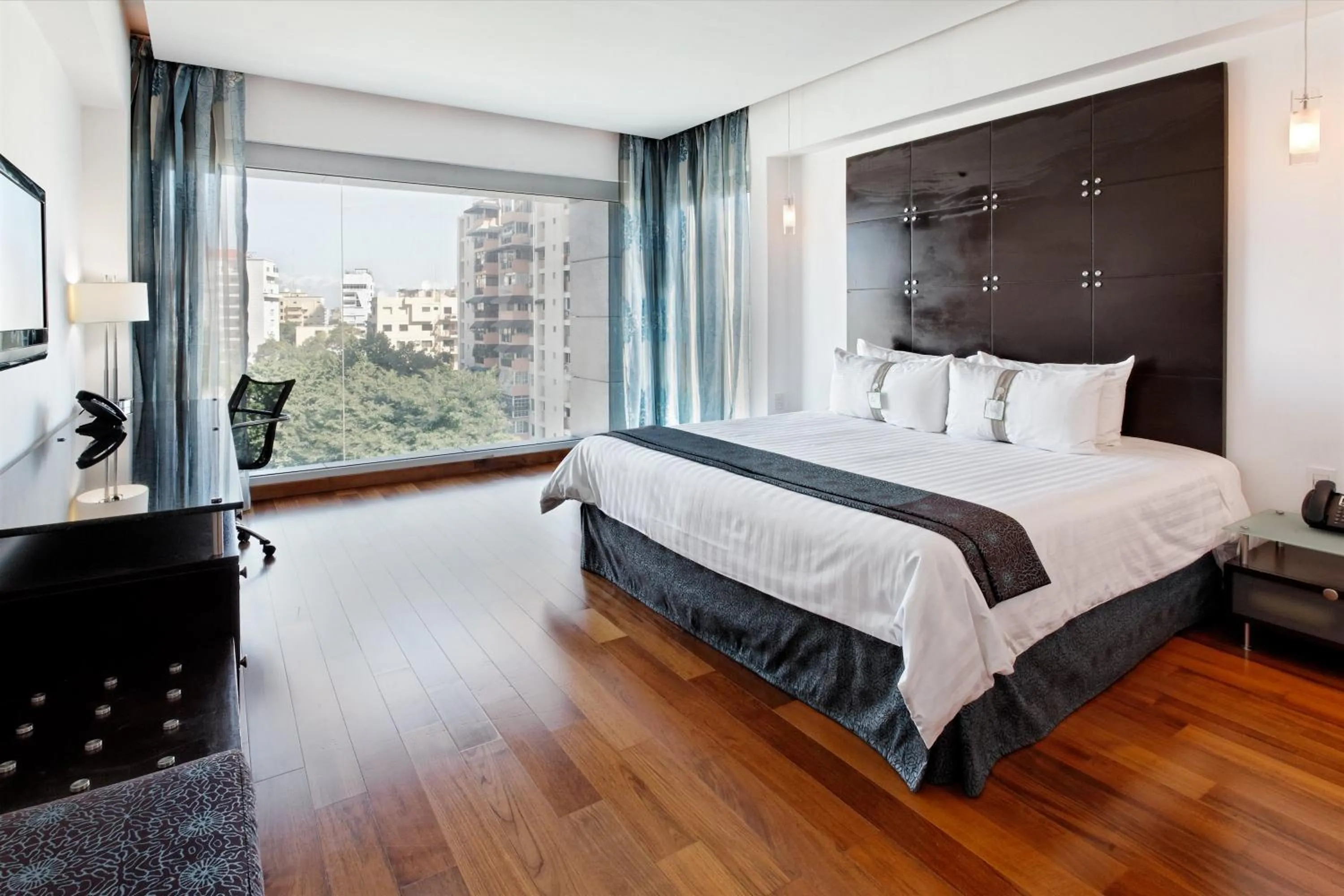 Bed in Holiday Inn Santo Domingo by IHG