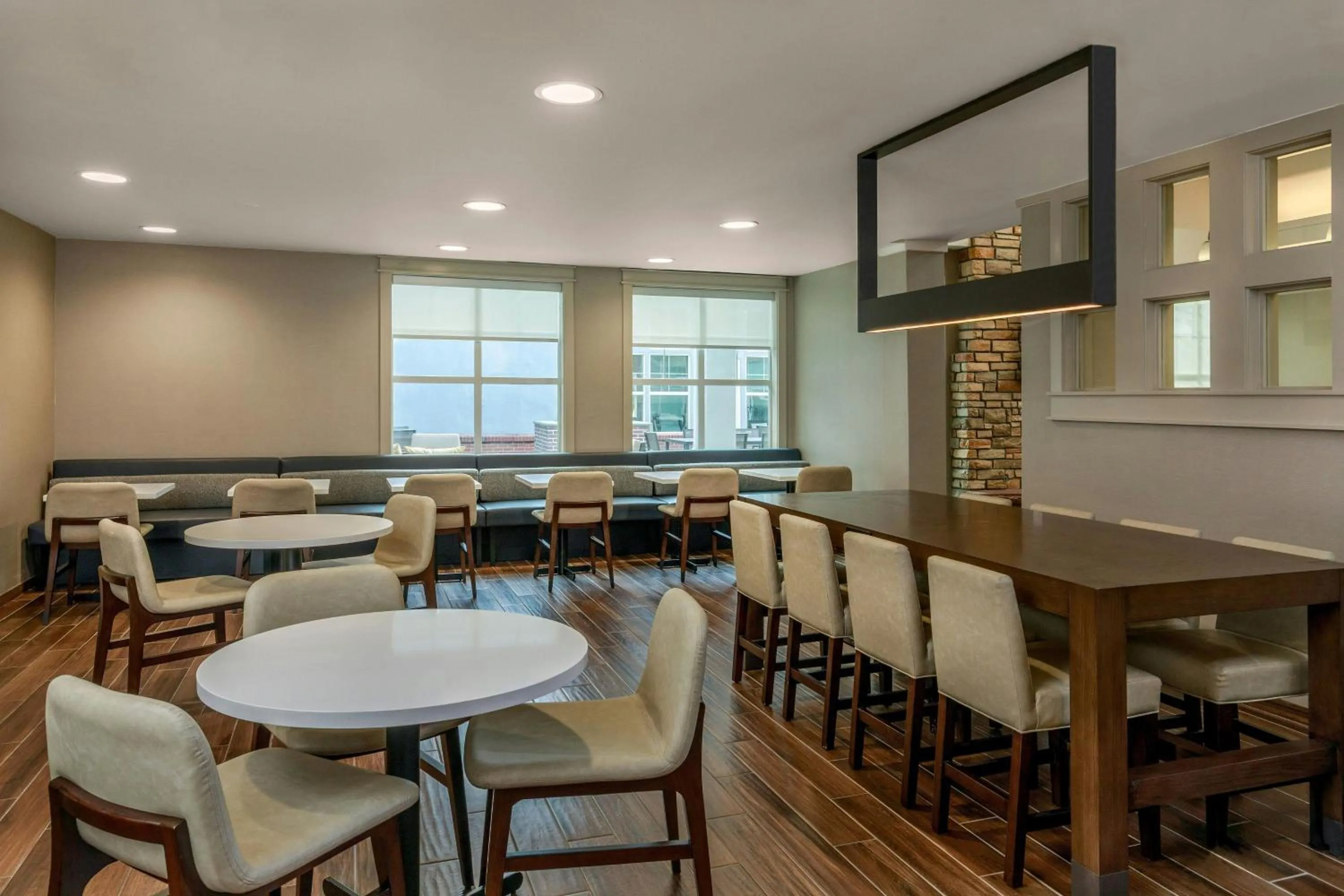 Breakfast in Residence Inn by Marriott Denver Airport at Gateway Park