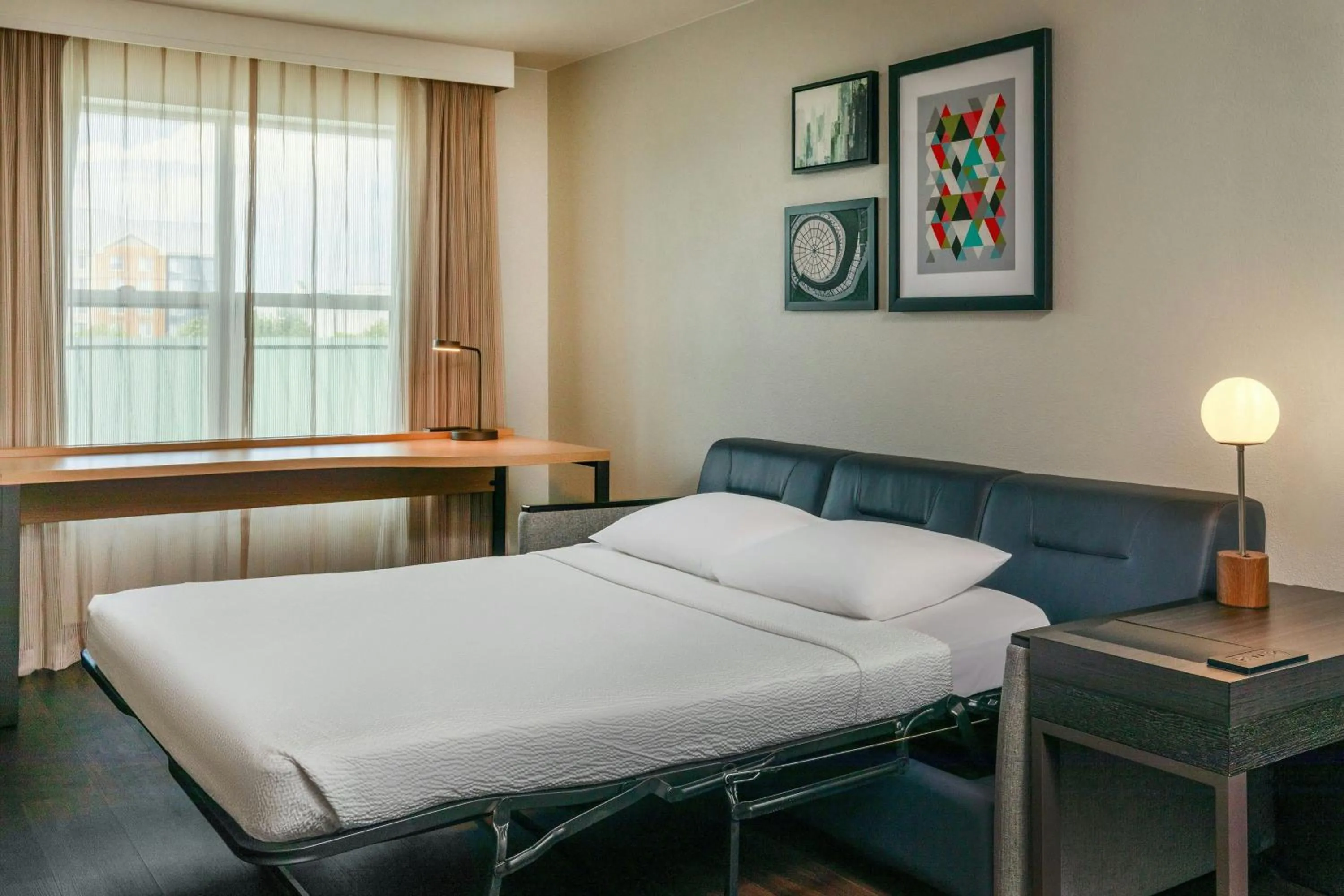 Photo of the whole room, Bed in Residence Inn by Marriott Denver Airport at Gateway Park