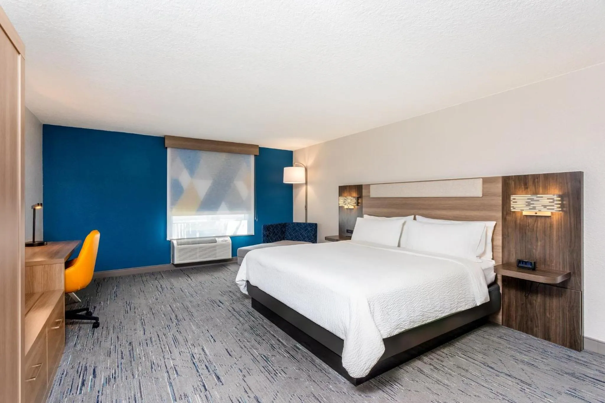 Photo of the whole room, Bed in Holiday Inn Express & Suites Florida City-Gateway To Keys by IHG