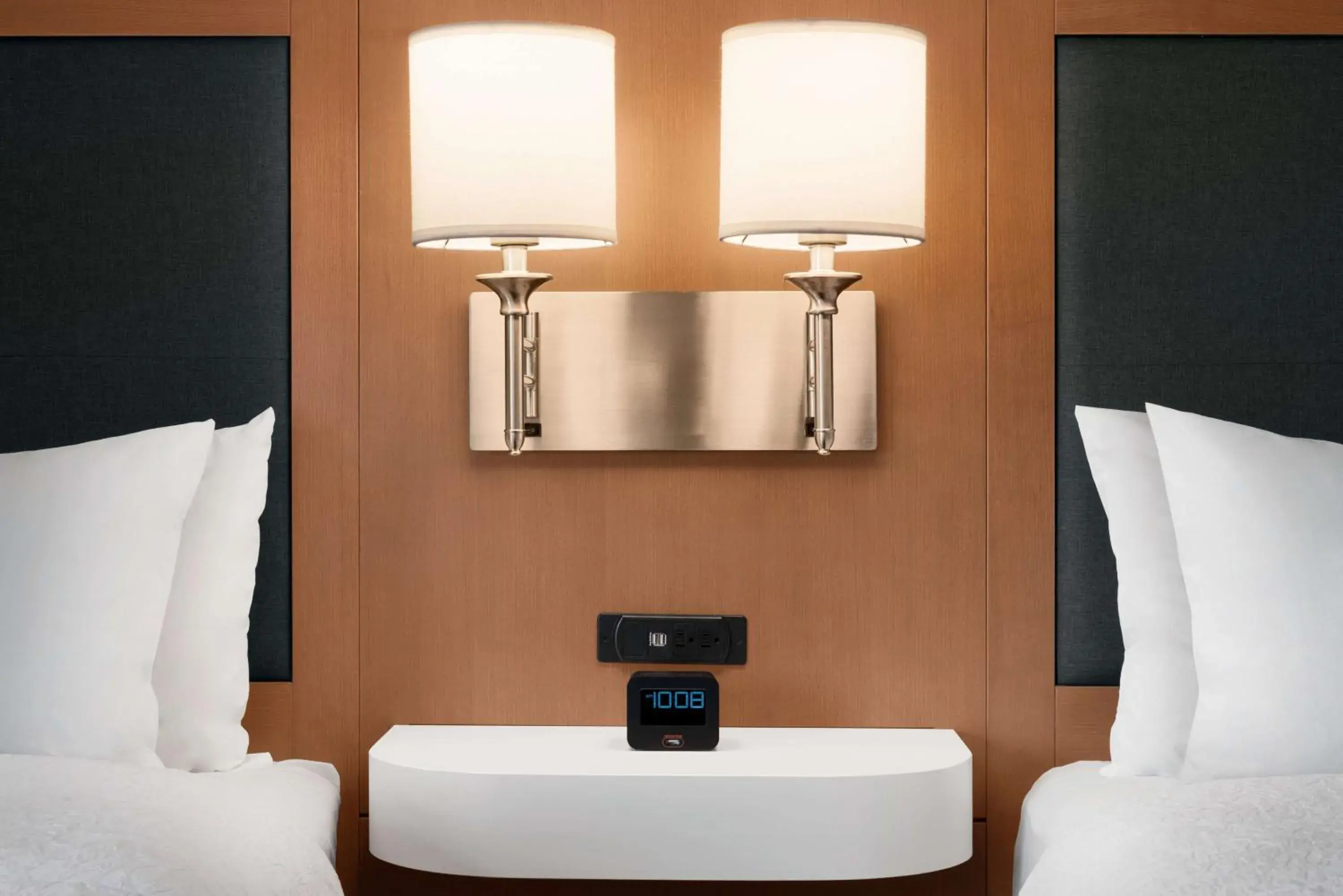 Bed in Hampton Inn Wausau Bed in Hampton Inn Wausau