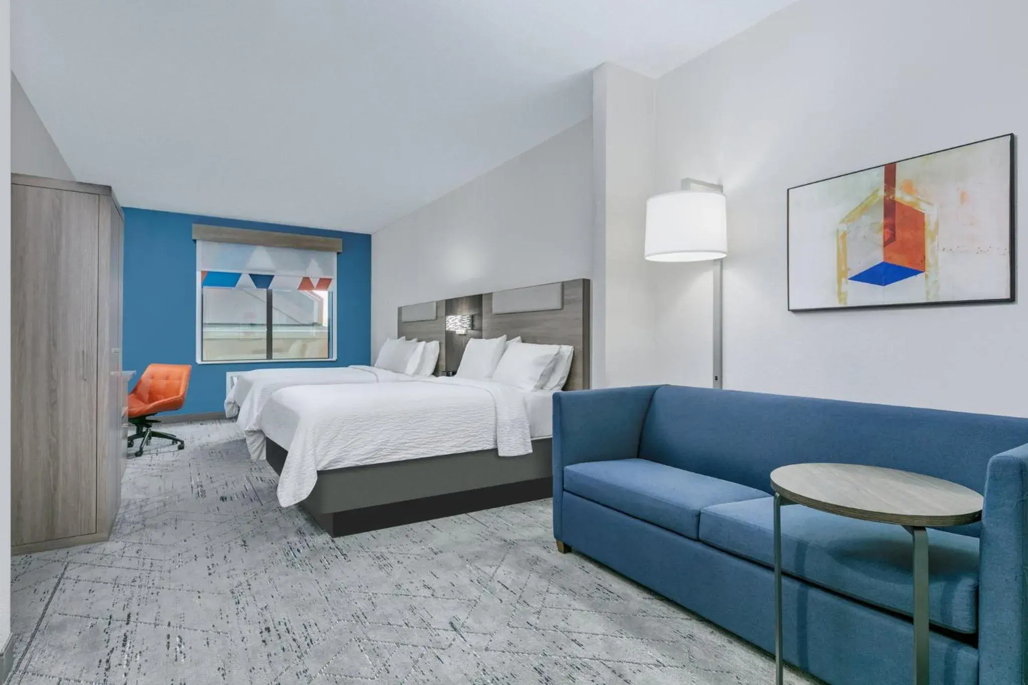 Photo of the whole room, Bed in Holiday Inn Express Hotel & Suites Winnie by IHG Photo of the whole room, Bed in Holiday Inn Express Hotel & Suites Winnie by IHG