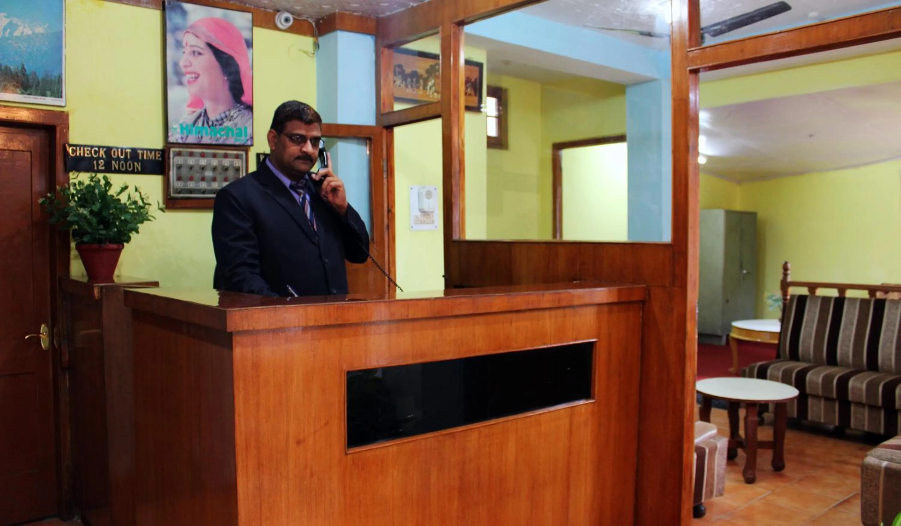 Lobby or reception in Hotel Aroma Classic