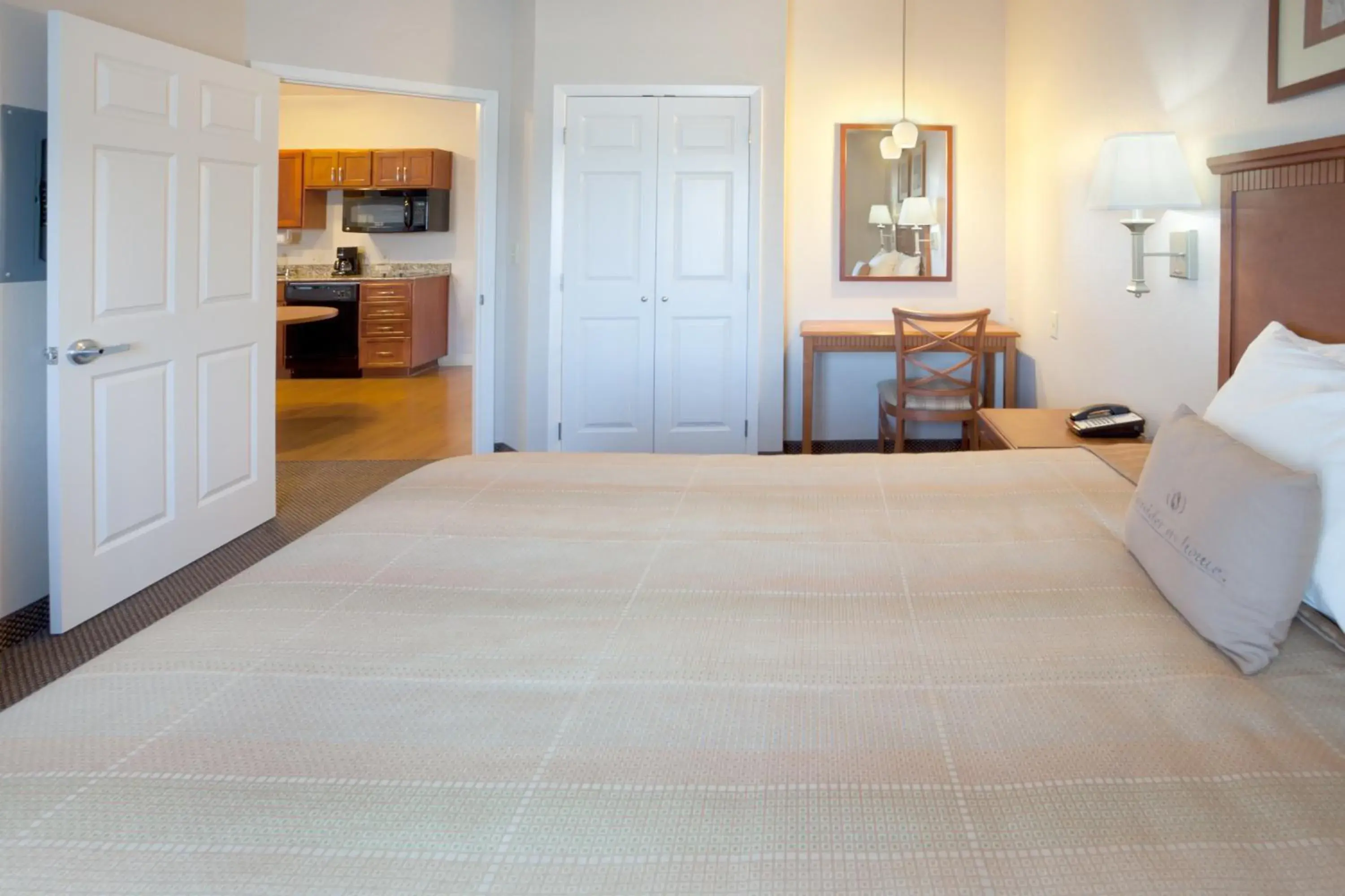 Photo of the whole room, Bed in Candlewood Suites Temple by IHG Photo of the whole room, Bed in Candlewood Suites Temple by IHG