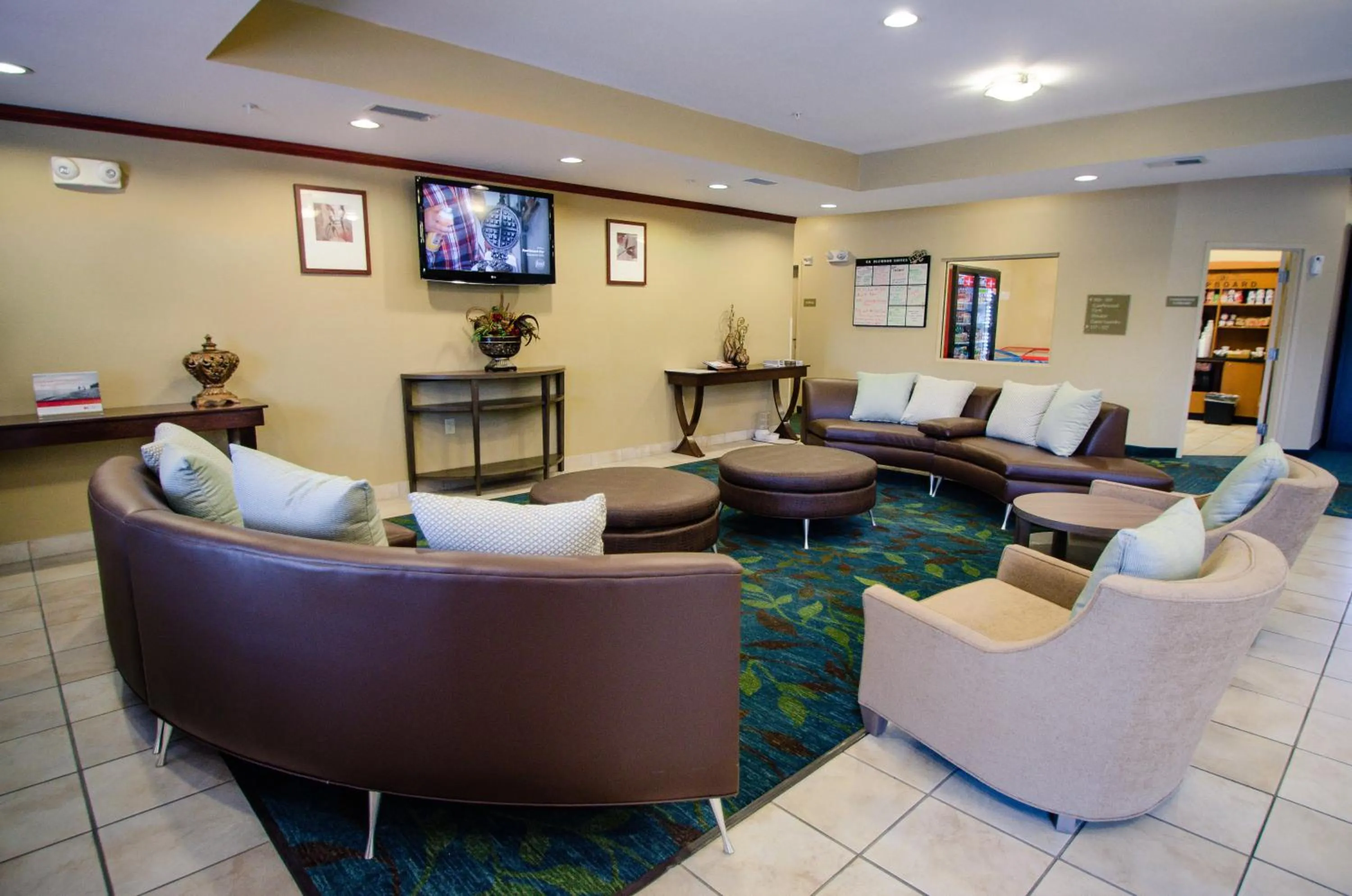 Property building in Candlewood Suites Temple by IHG