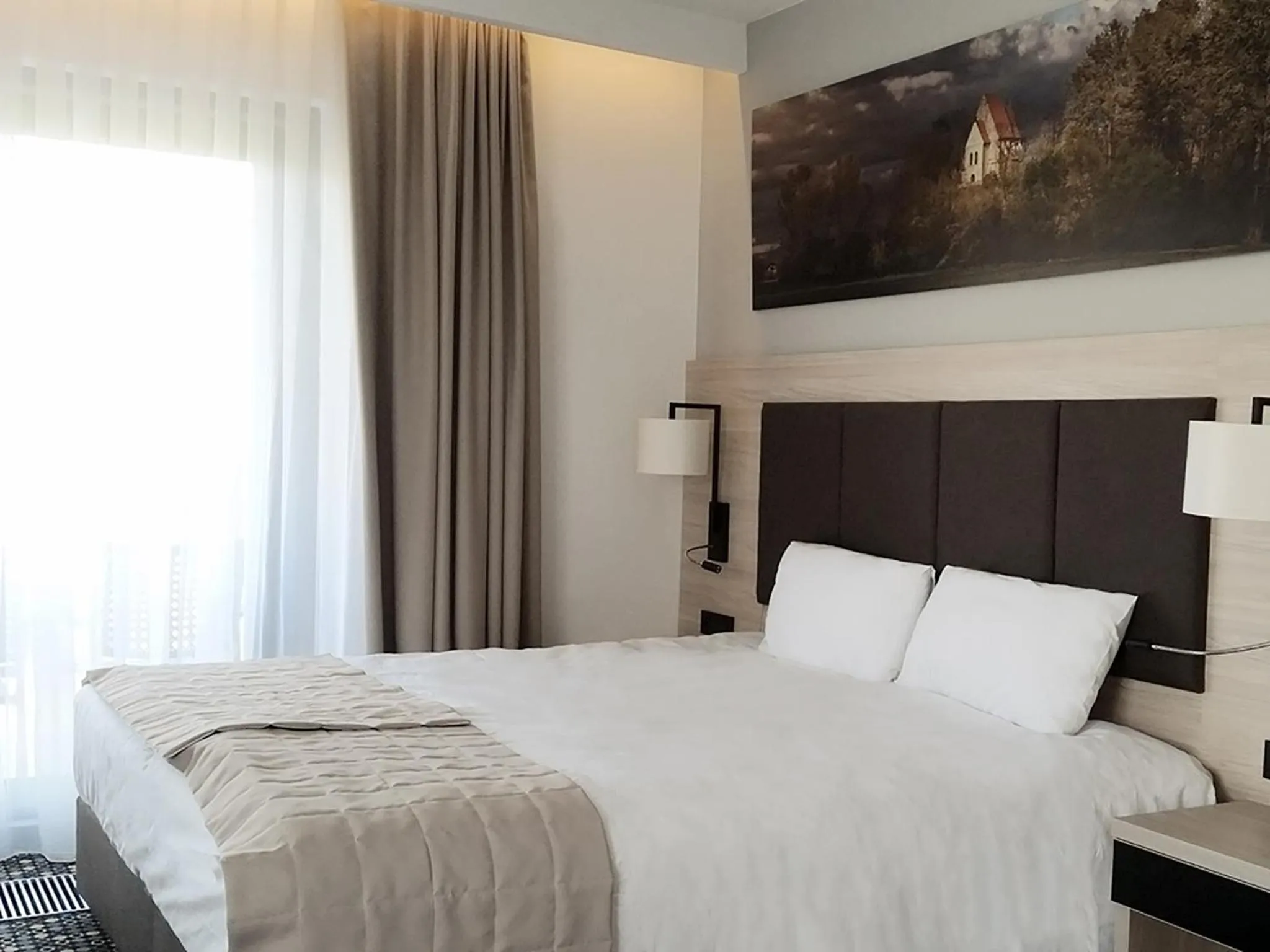 Bed in Bristol Aparthotel