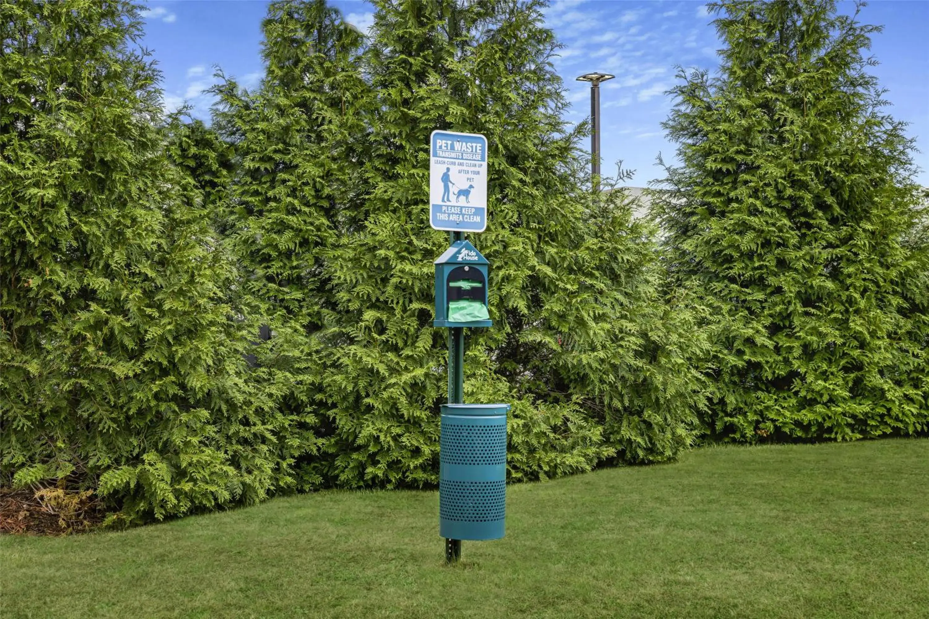 Property building in Hampton Inn Huntsville-Arsenal/South Parkway Property building in Hampton Inn Huntsville-Arsenal/South Parkway