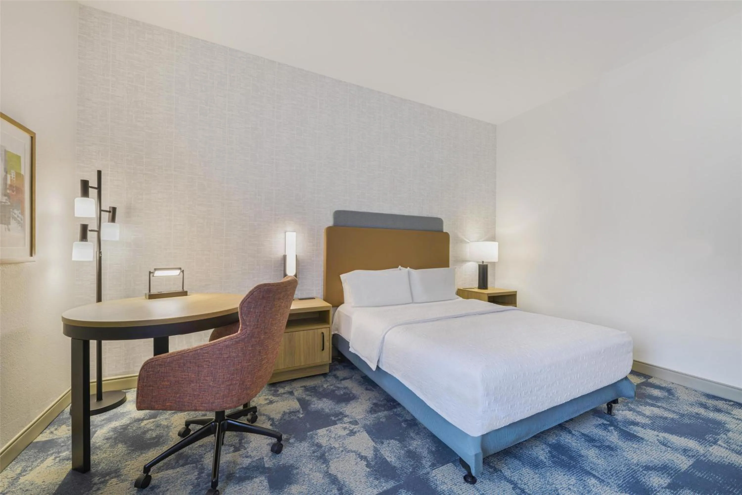 Bedroom, Bed in Hampton Inn Huntsville-Arsenal/South Parkway