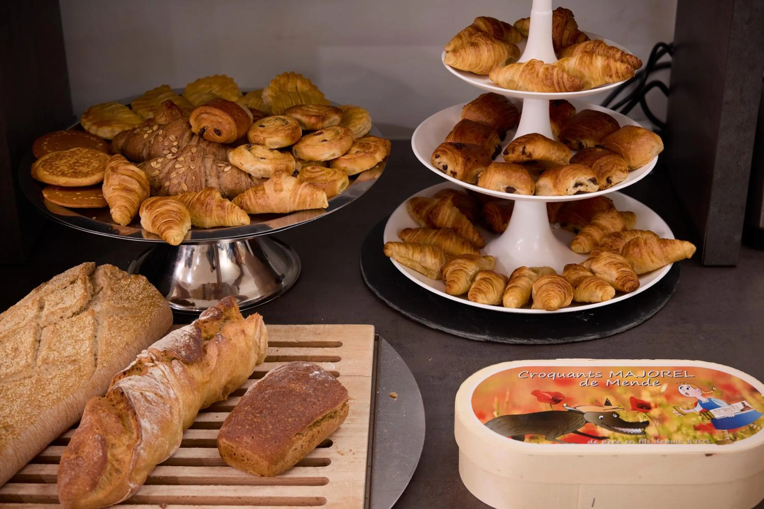 Breakfast in Hotel Eco - A75