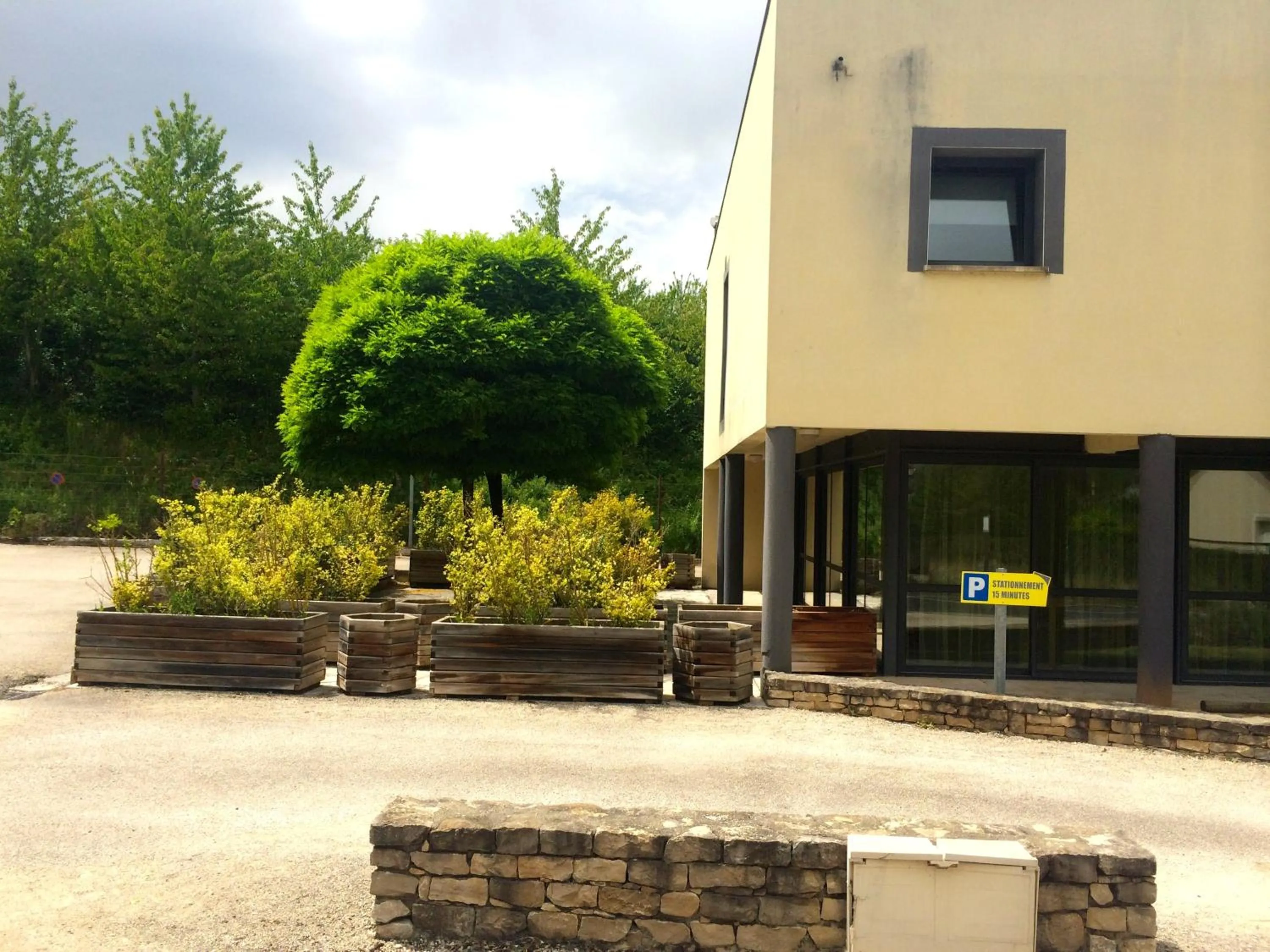 Property building in Hotel Eco - A75