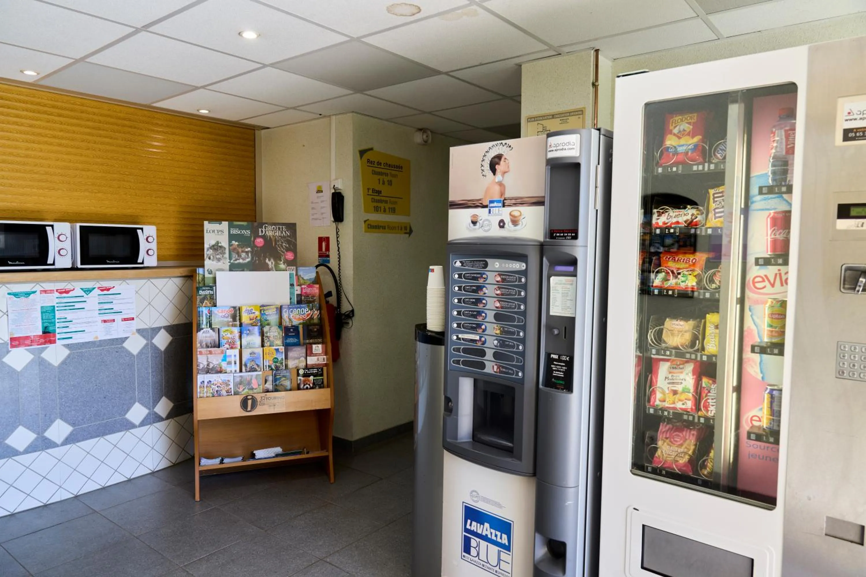 Lobby or reception in Hotel Eco - A75