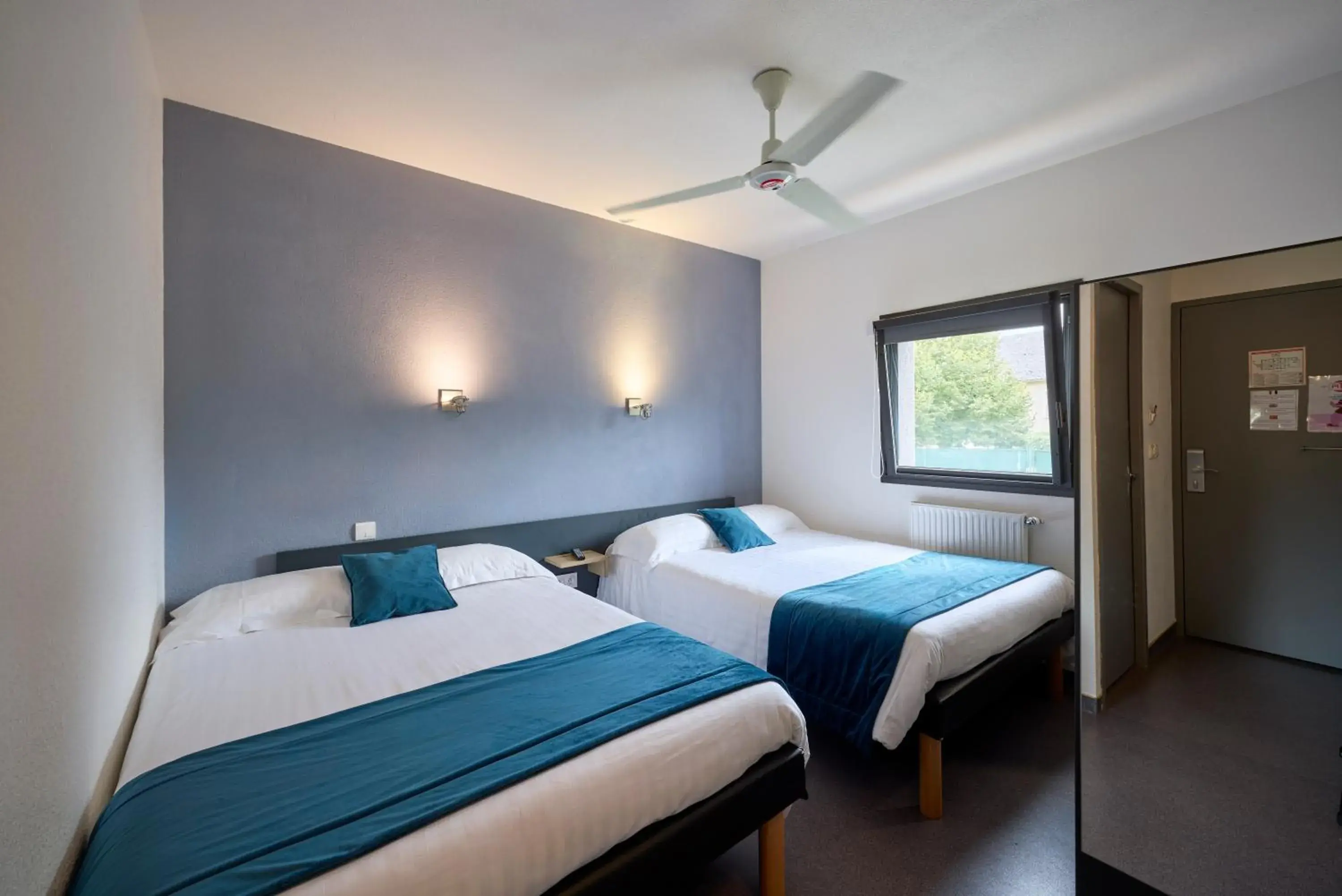 Quadruple Room in Hotel Eco - A75 Quadruple Room in Hotel Eco - A75