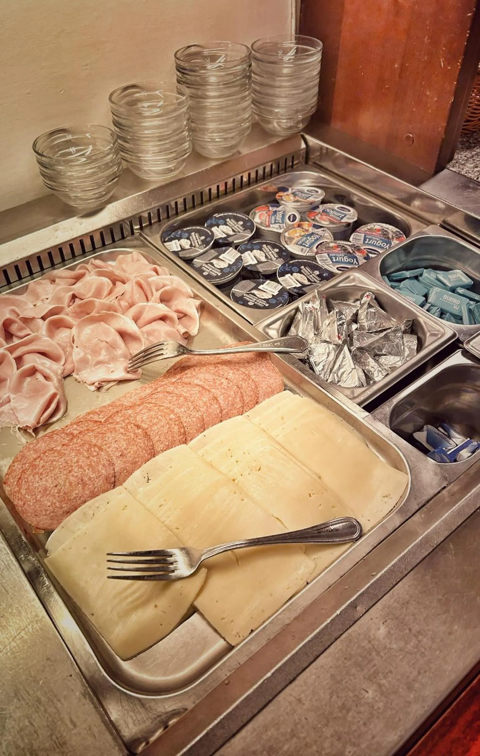 Buffet breakfast in Hotel Villa Igea