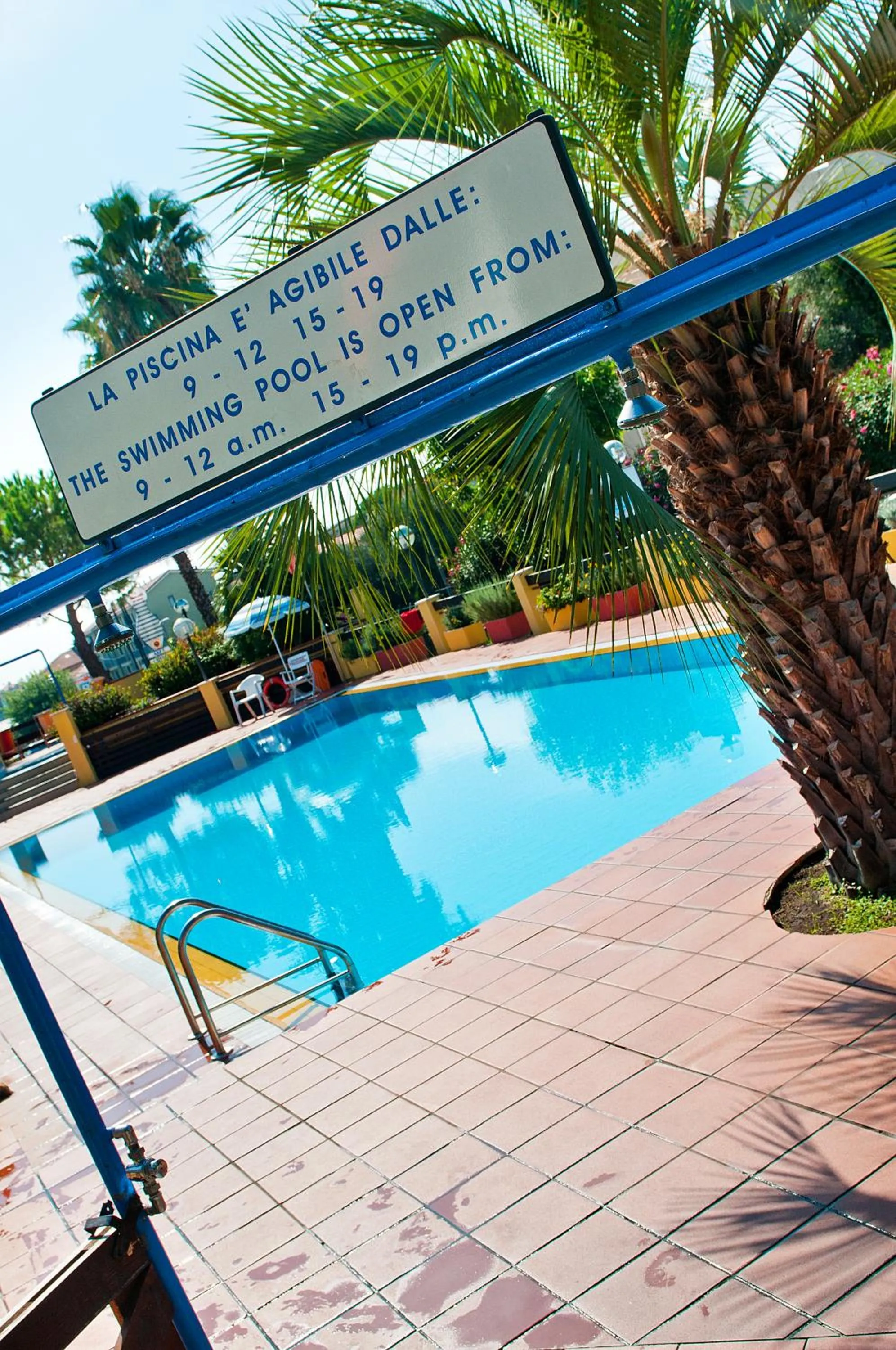 Swimming pool in Diano Sporting Apartments