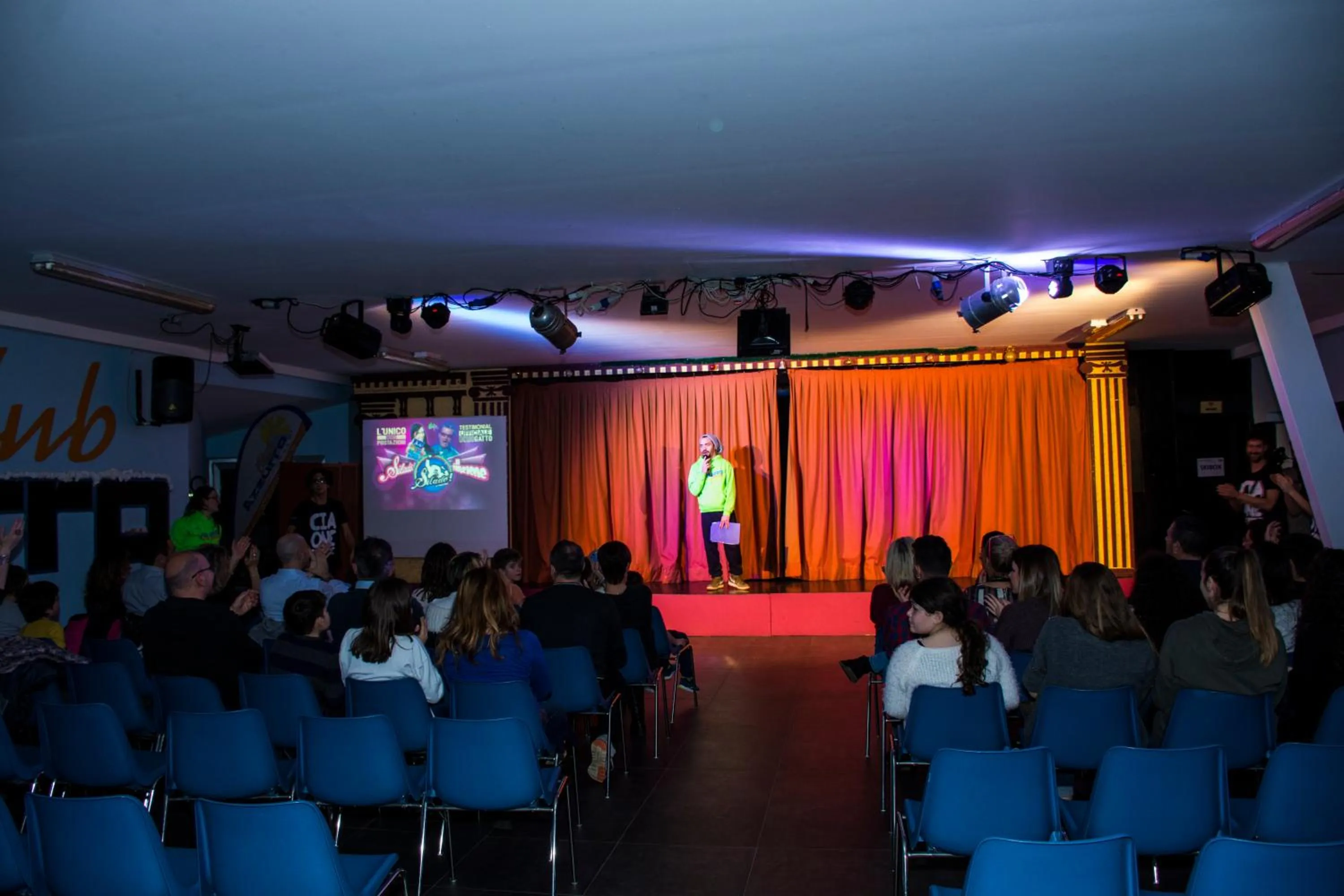 Patio in Hotel Dolomiti - Azzurro Club
