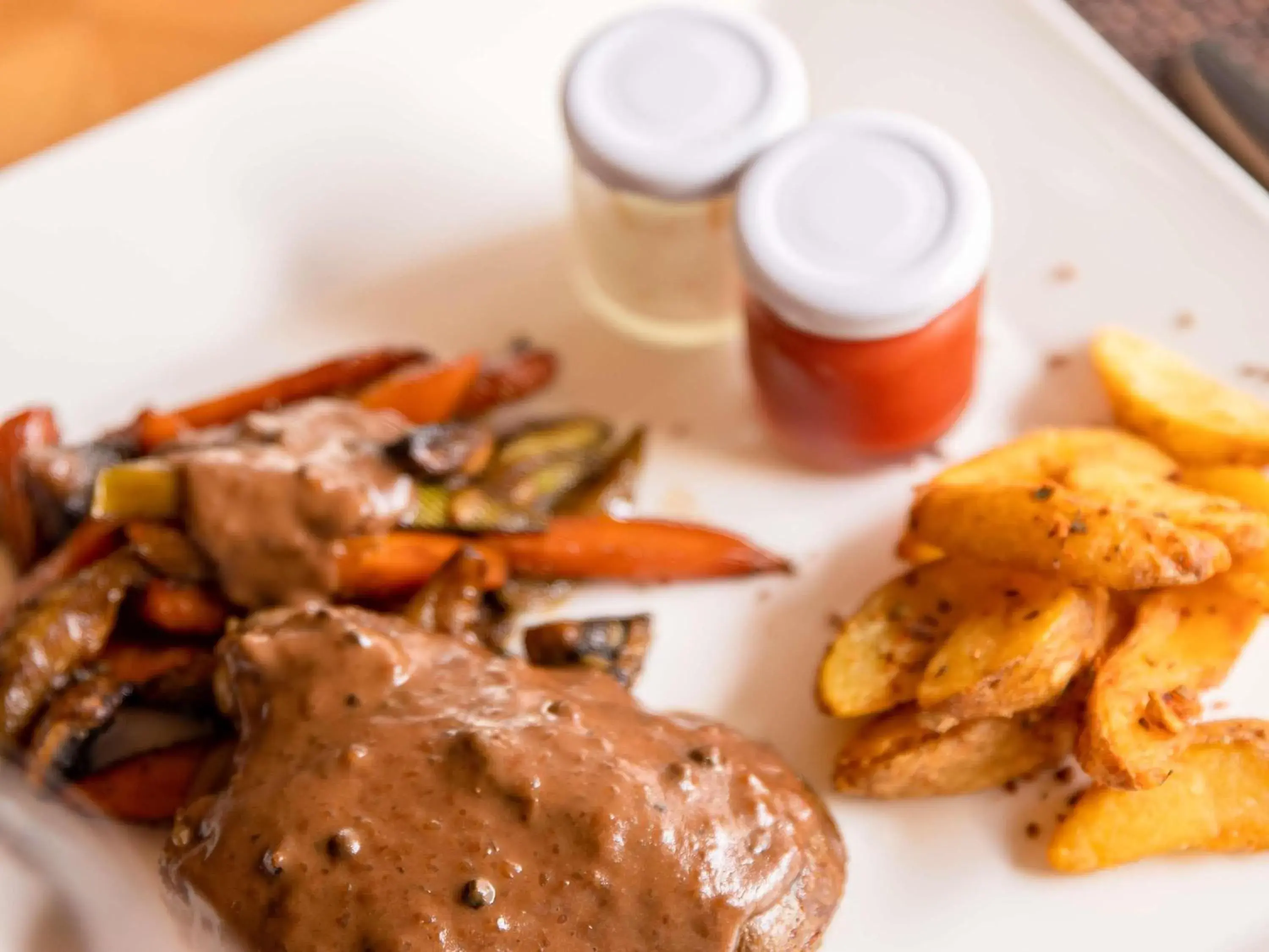 Restaurant/places to eat in Mercure Istanbul Bakirkoy Restaurant/places to eat in Mercure Istanbul Bakirkoy