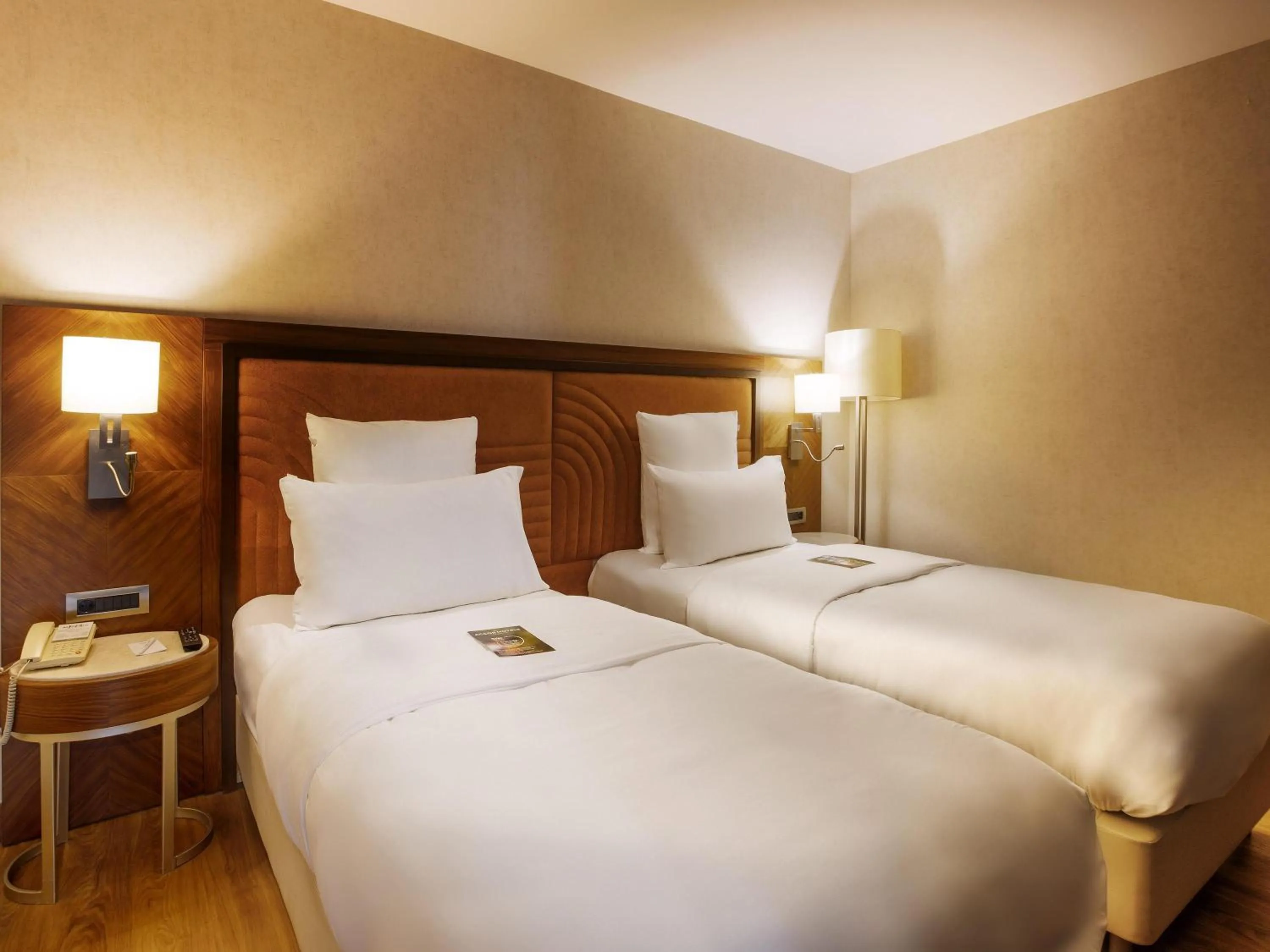 Bedroom, Bed in Mercure Istanbul Bakirkoy