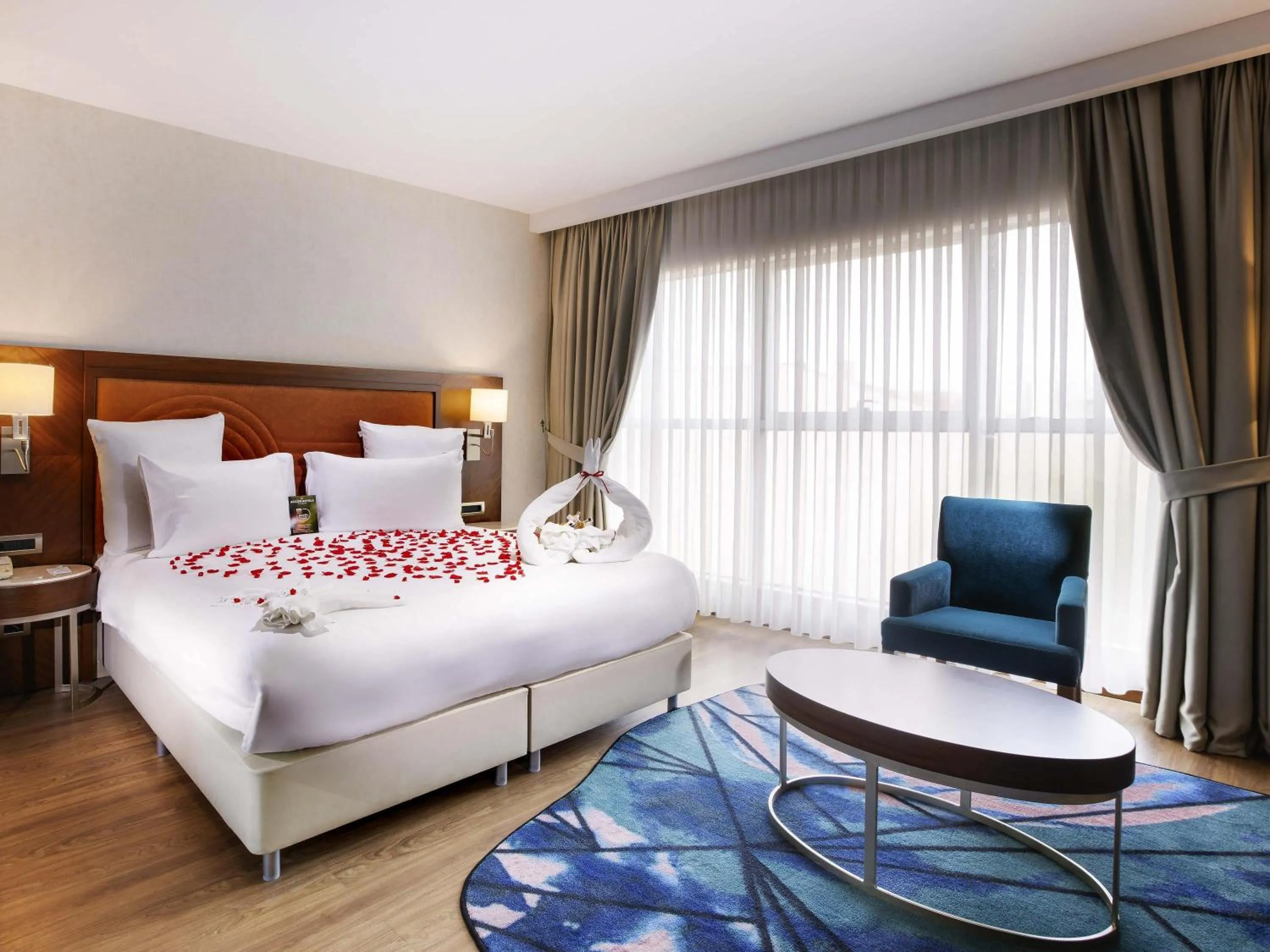 Bedroom, Bed in Mercure Istanbul Bakirkoy
