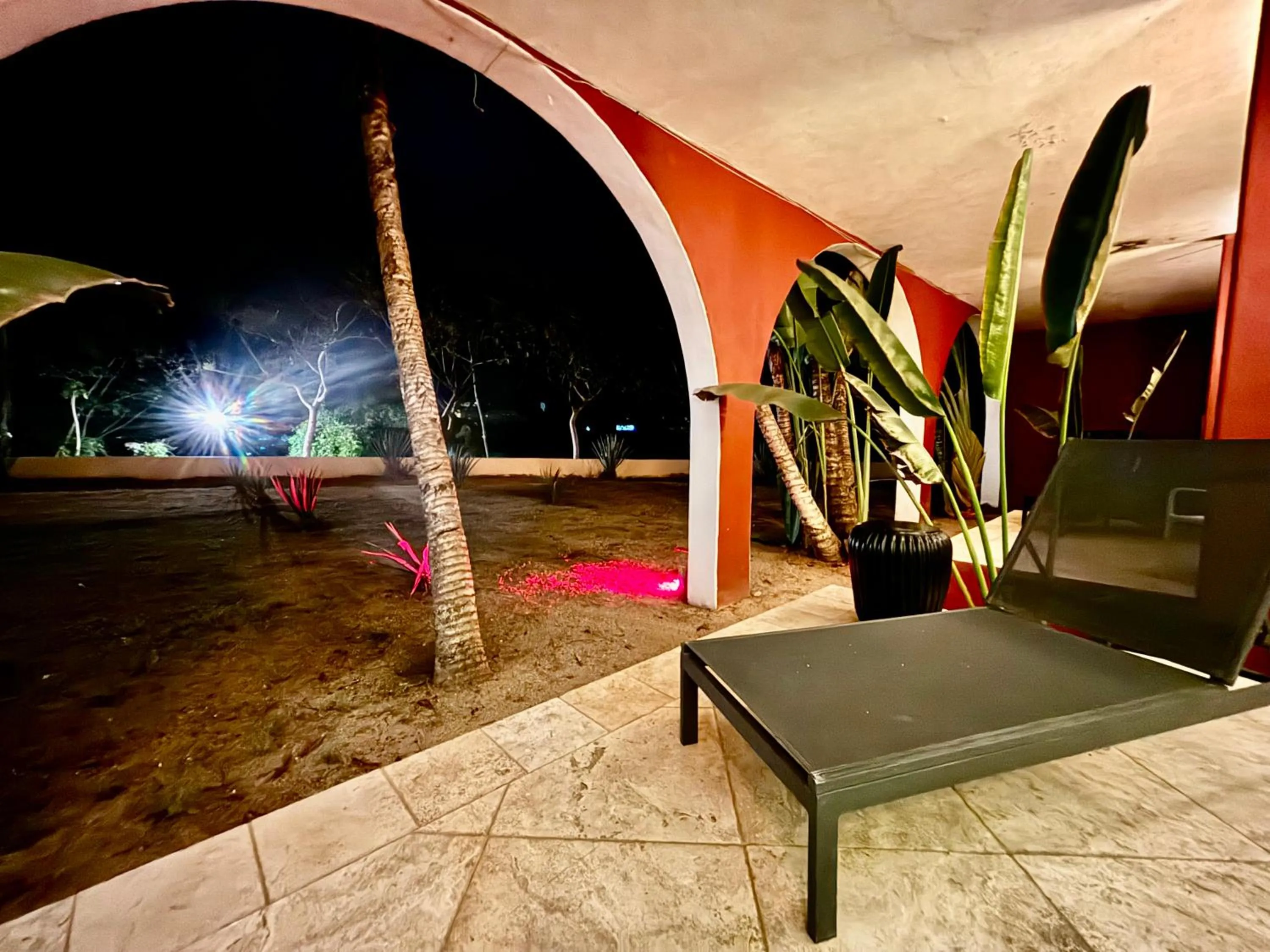 Night in Hotel Hacienda San Pancho