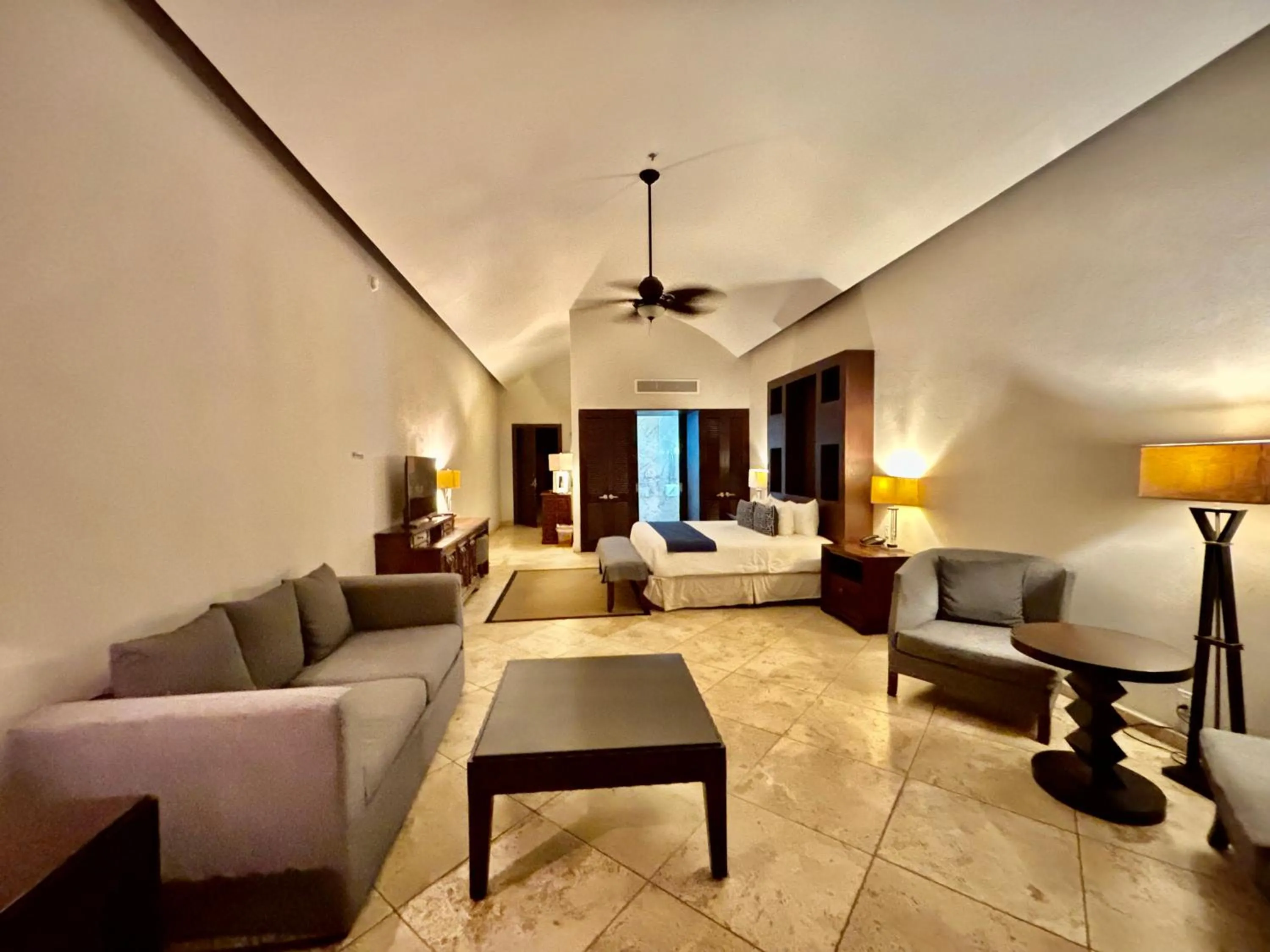 Bed in Hotel Hacienda San Pancho