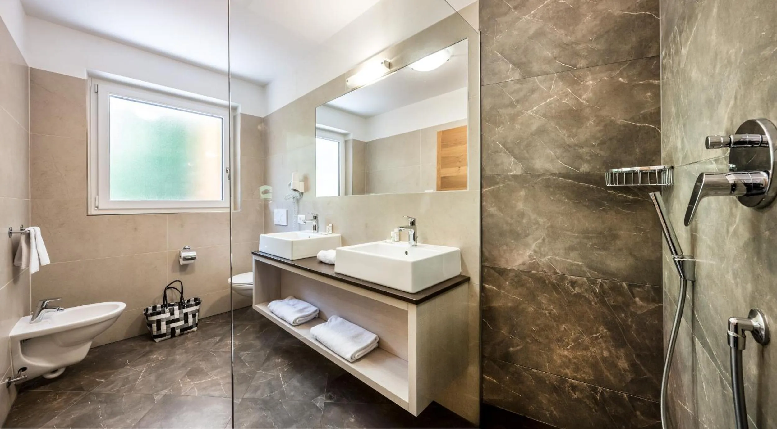 Bathroom in Parc Hotel Miramonti