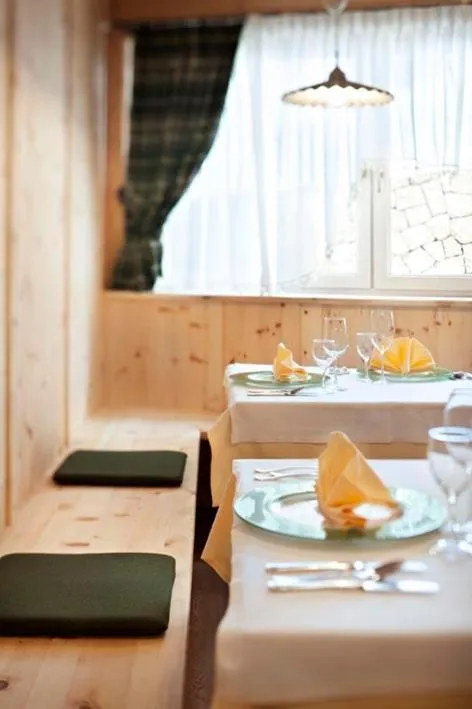 Restaurant/places to eat in Parc Hotel Miramonti