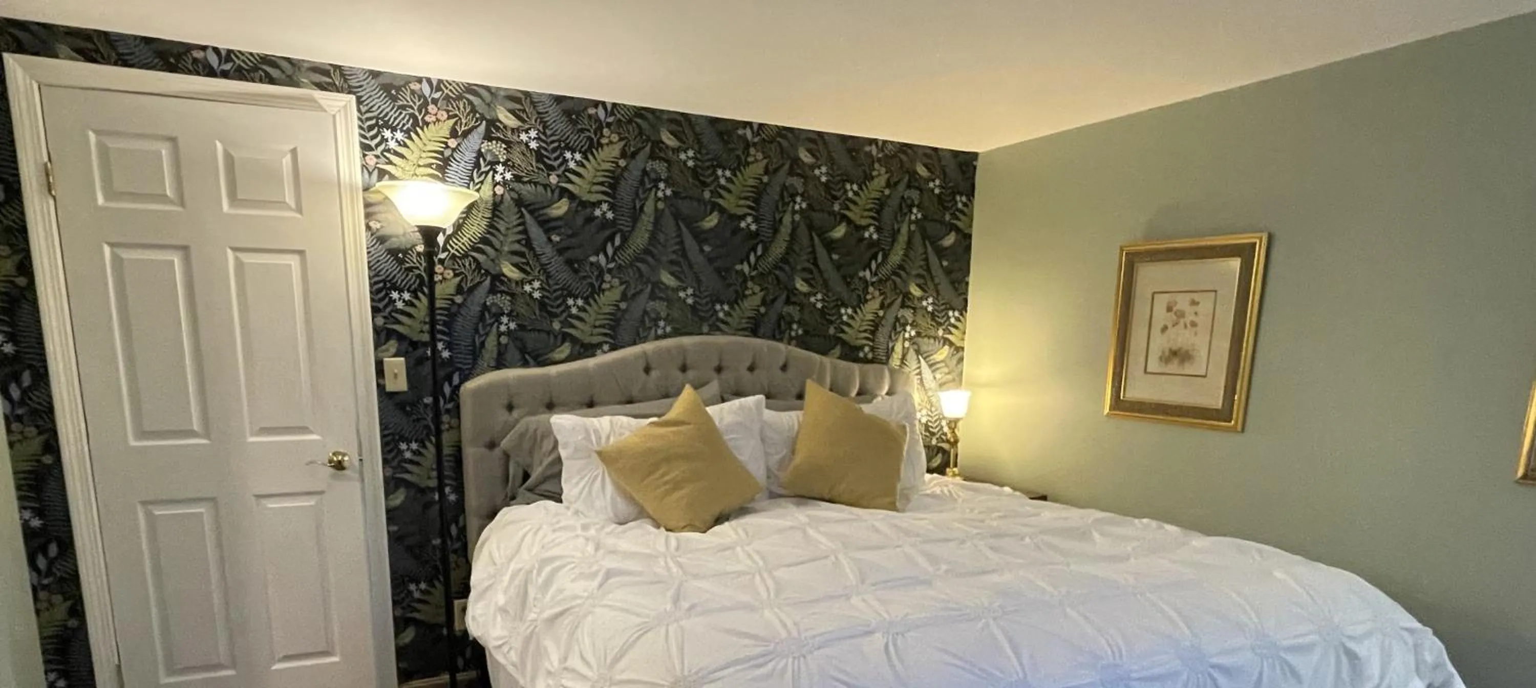 King Suite in Back Inn Time