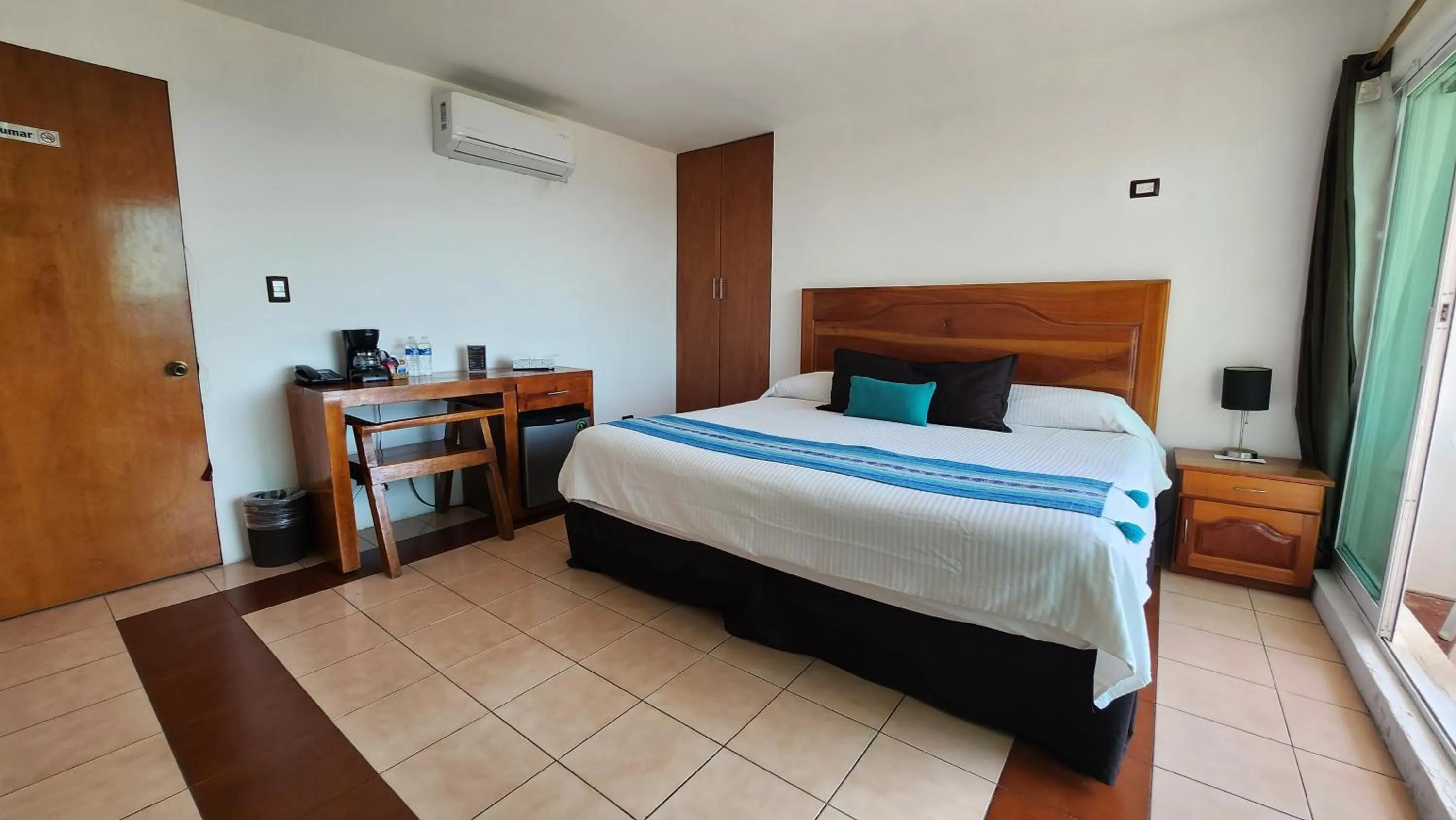 Bedroom in Hill House Mazatlan - Bed & Breakfast