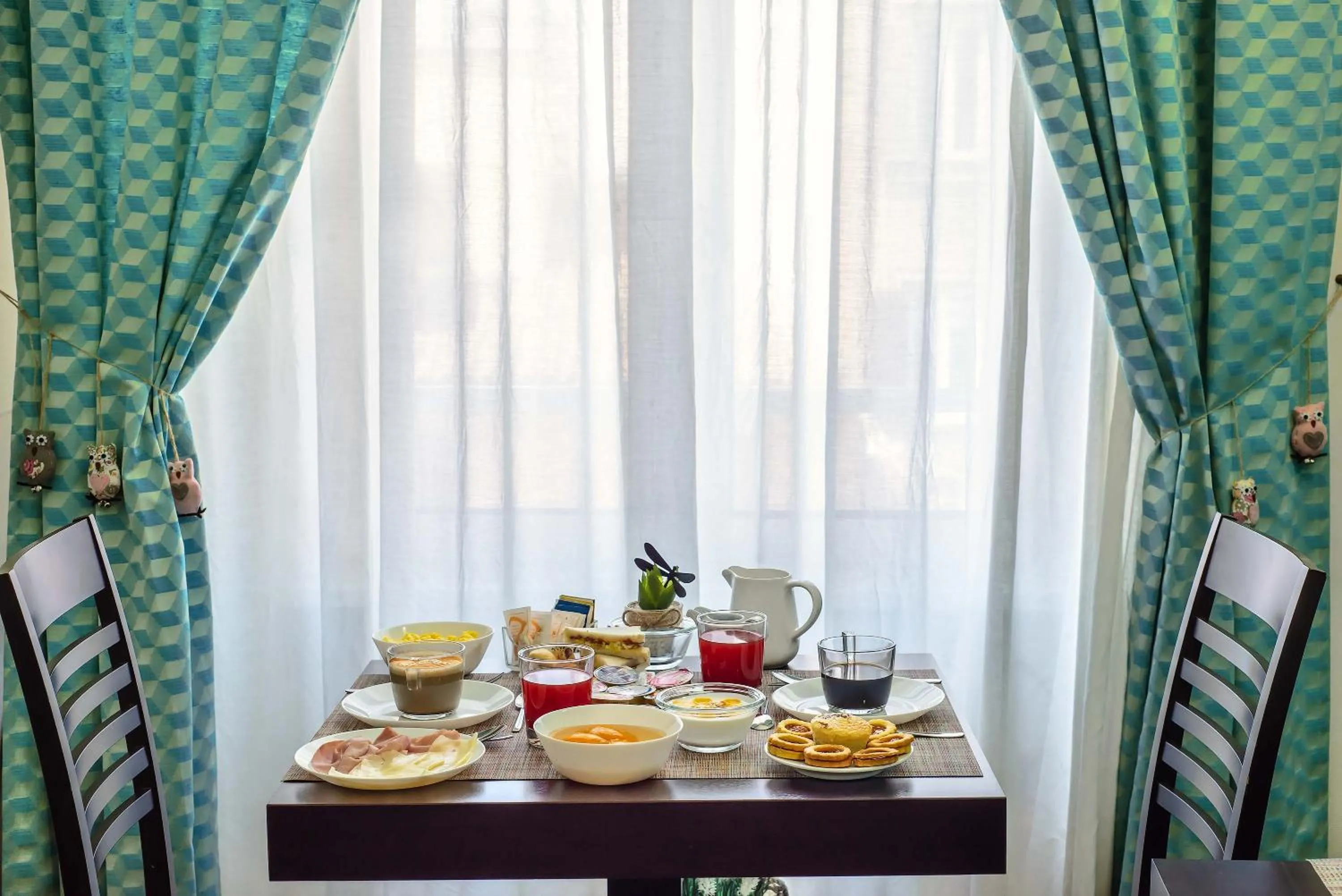 Breakfast in Merulana Inn Guest House