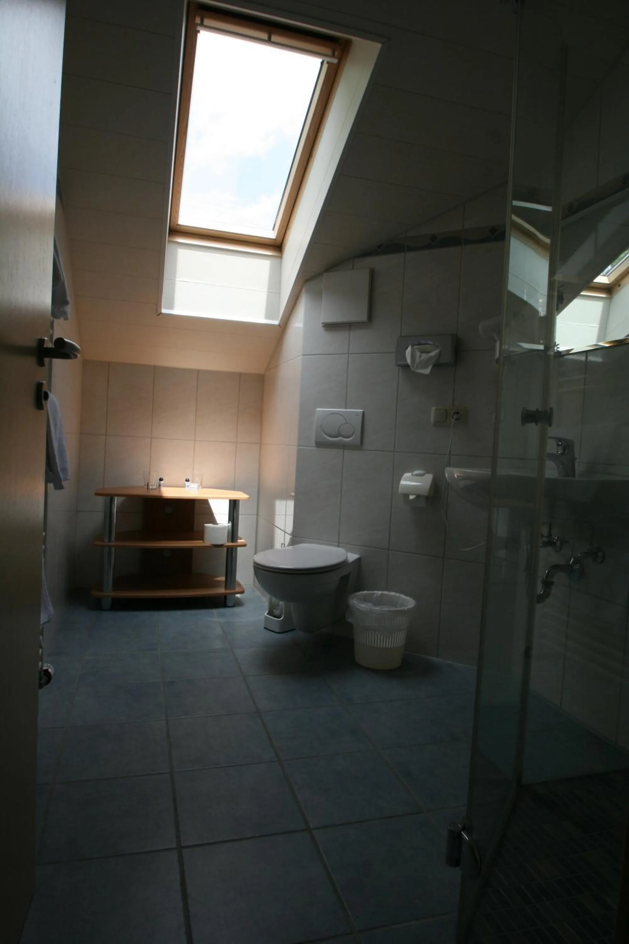 Bathroom in Hotel-Cafe Hanfstingl