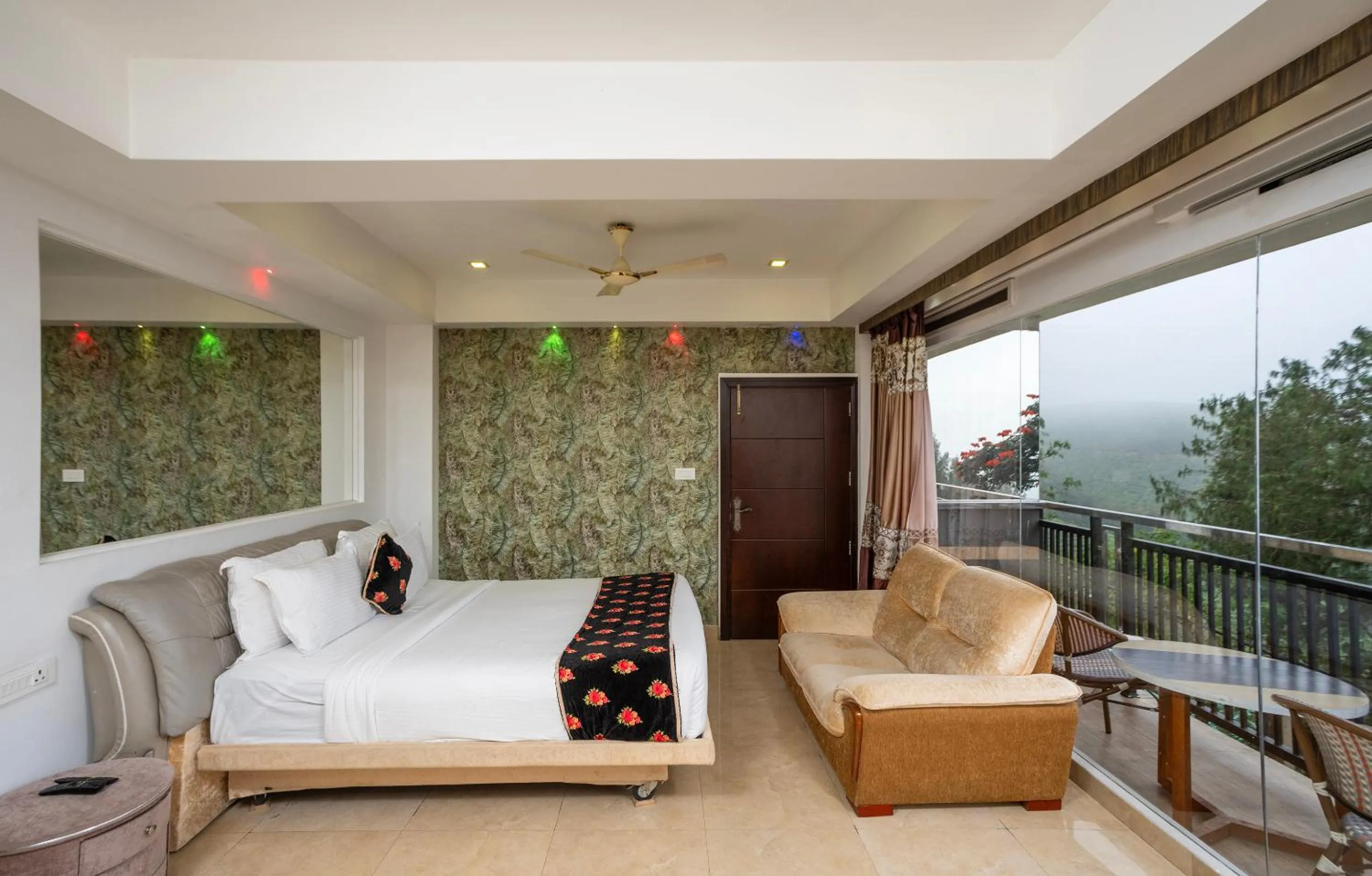 Balcony/Terrace, Bed in Parakkat Nature Resort