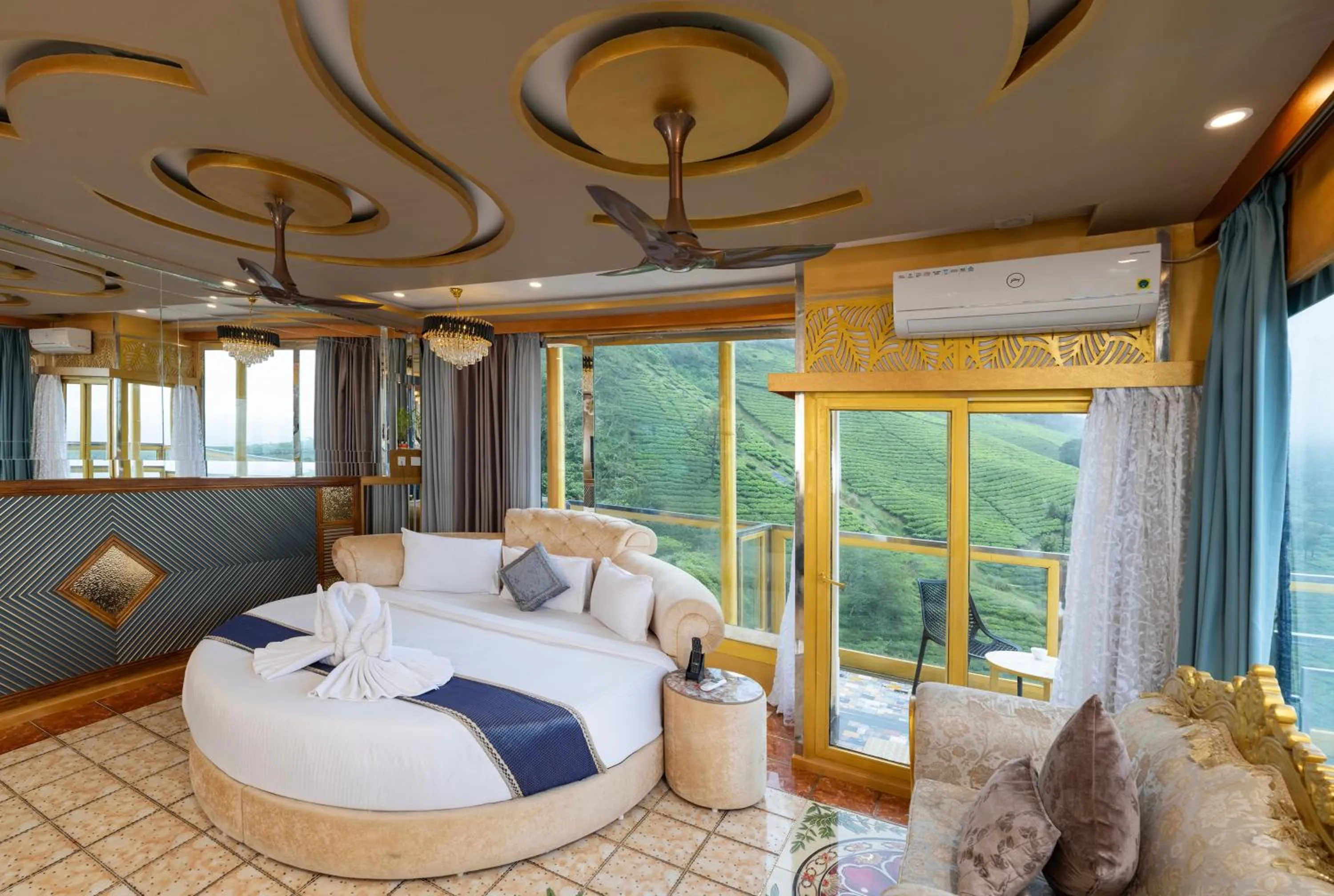 Photo of the whole room in Parakkat Nature Resort