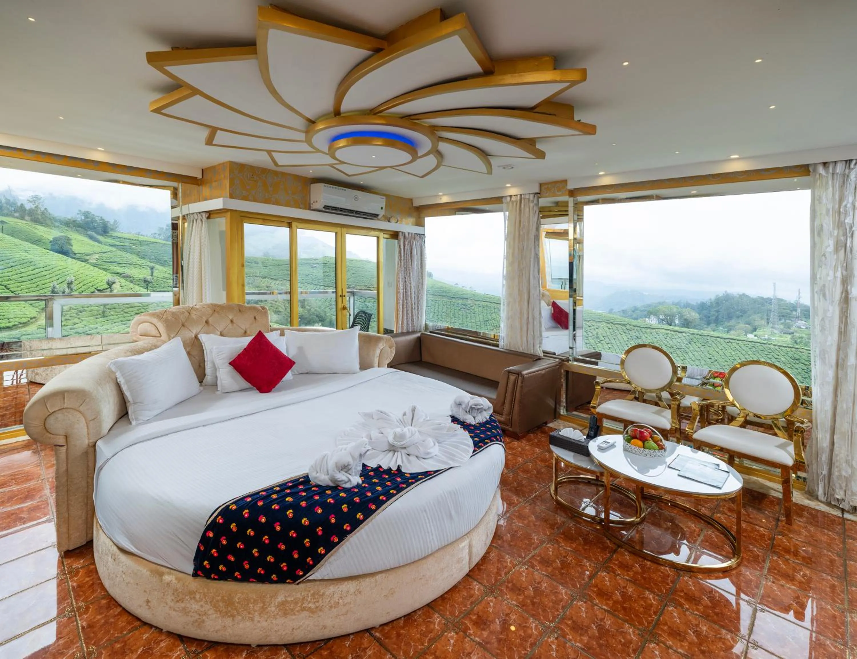 Photo of the whole room, Bed in Parakkat Nature Resort