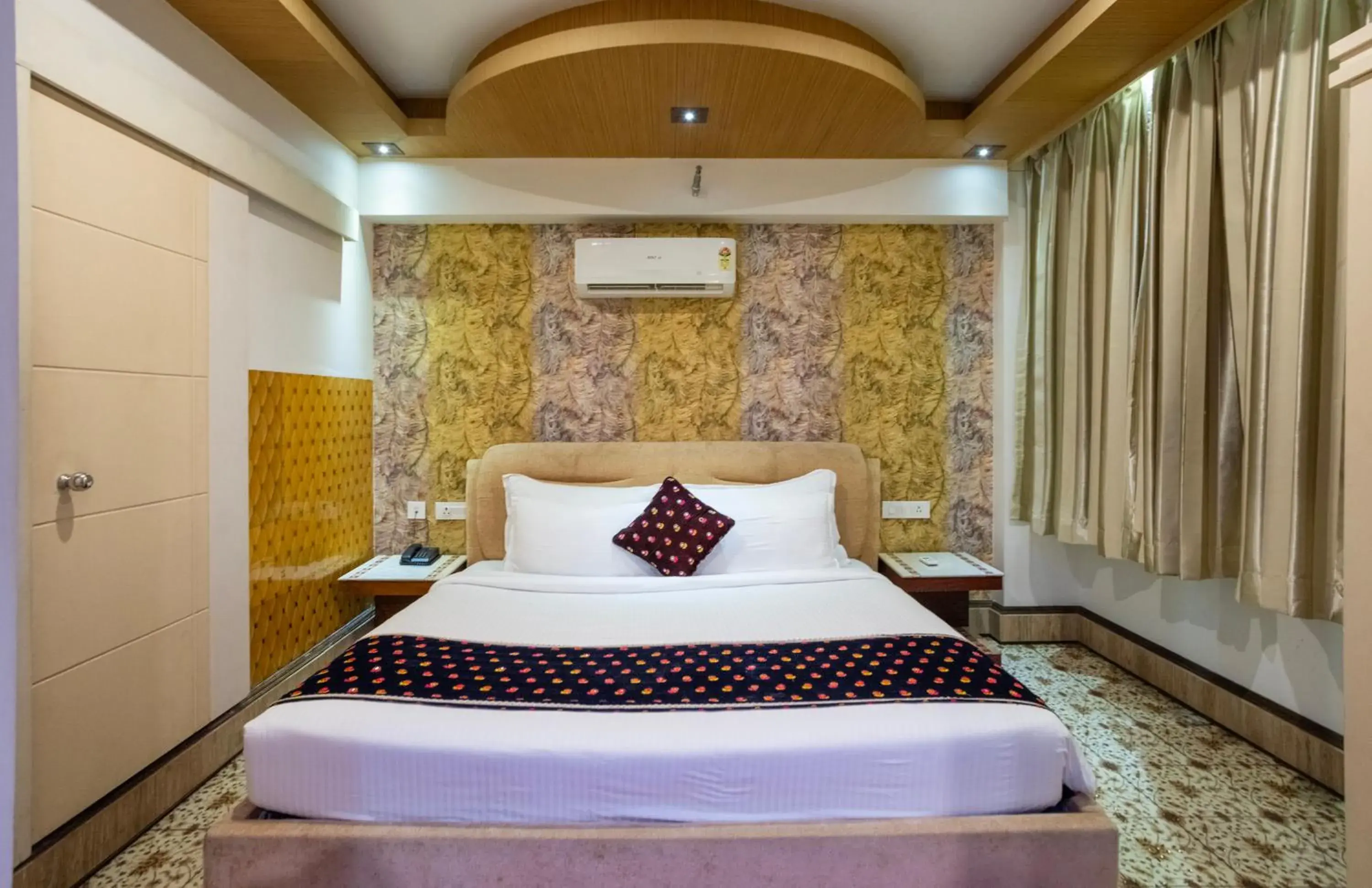 Presidential Suite in Parakkat Nature Resort Presidential Suite in Parakkat Nature Resort