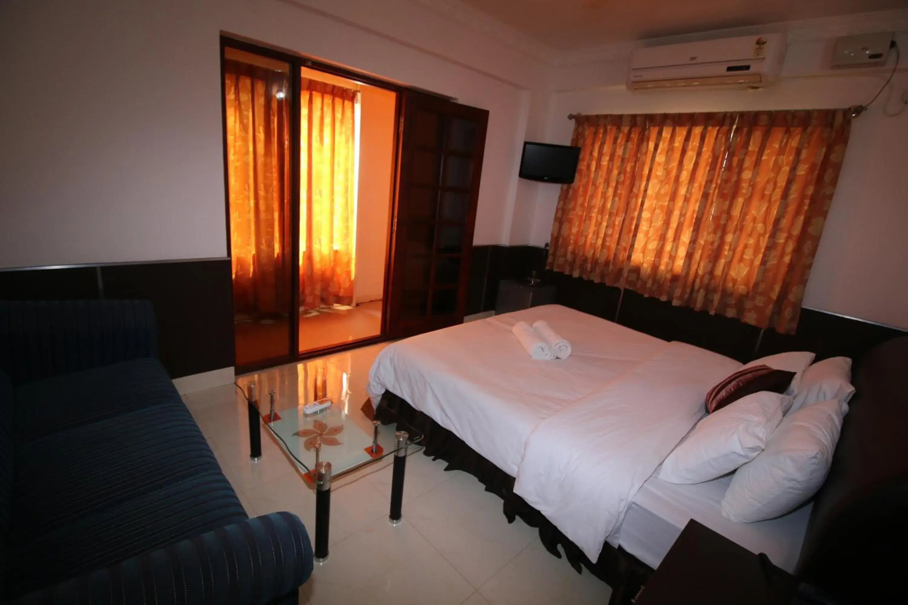 Deluxe Double Room - single occupancy in Sai Pavilion Deluxe Double Room - single occupancy in Sai Pavilion