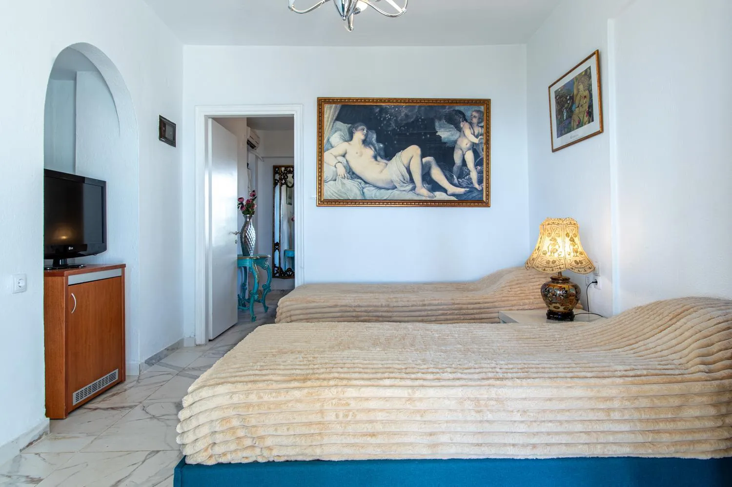 Bed in Assa Maris Beach Hotel