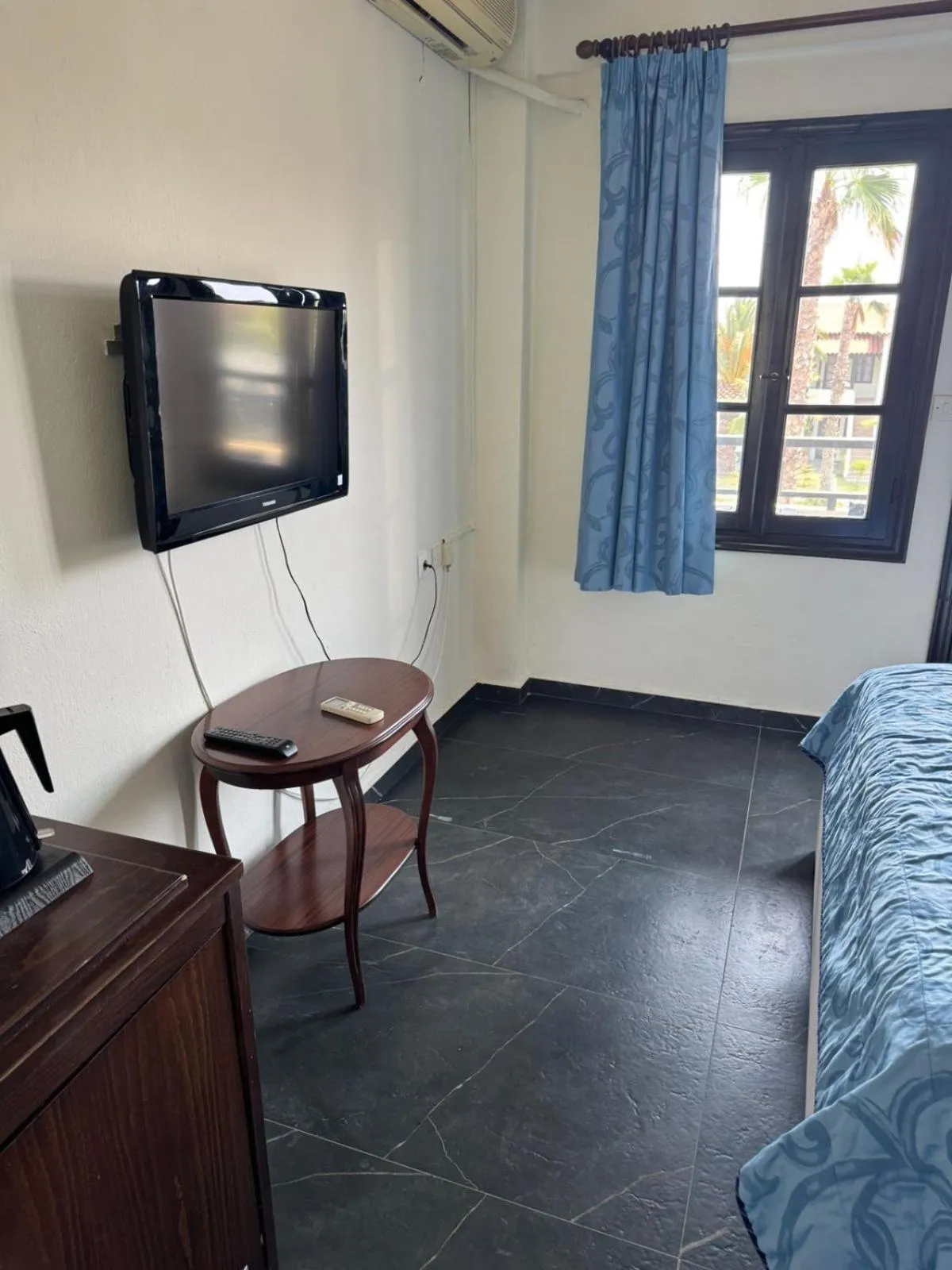 Bed in Assa Maris Beach Hotel